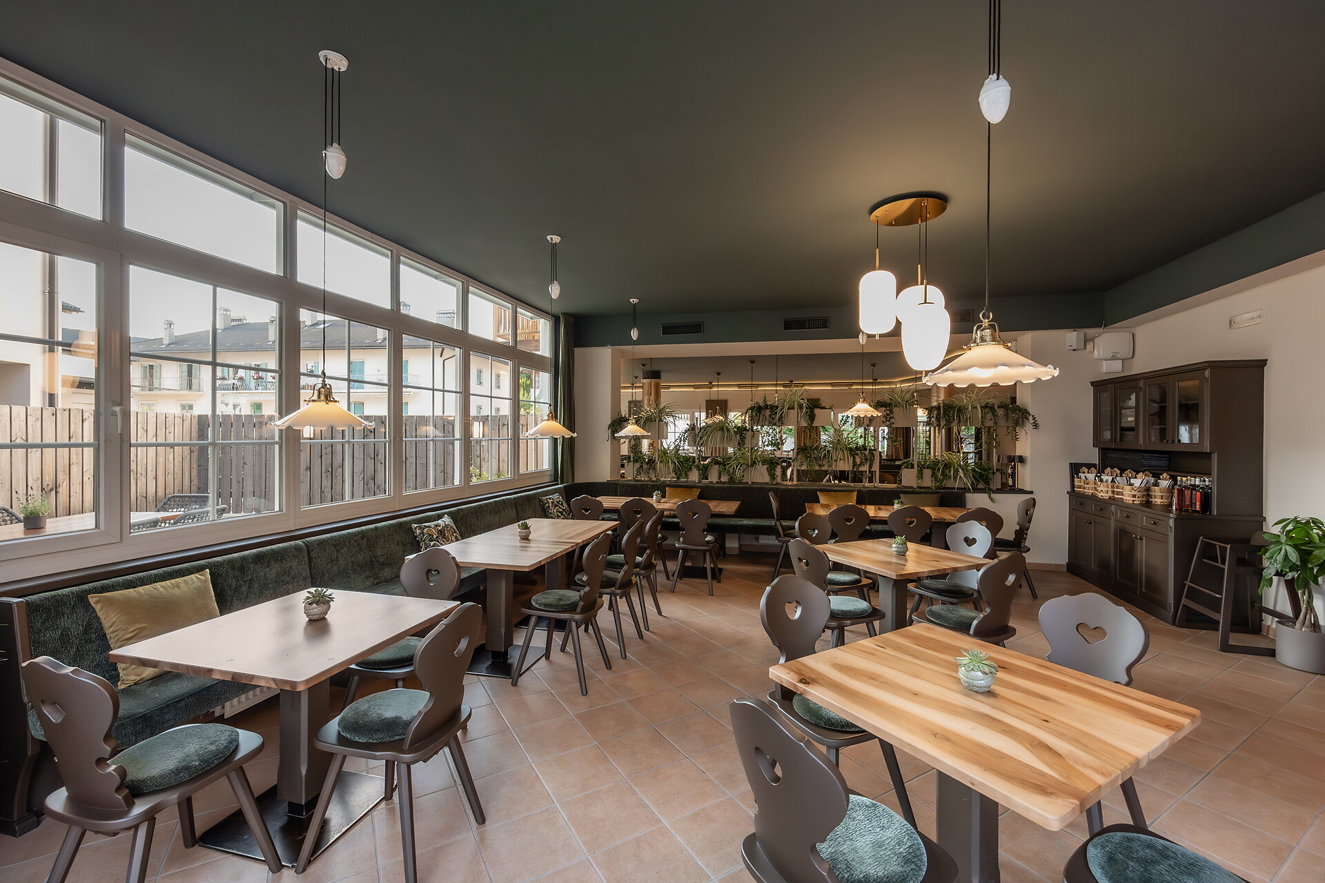 Ristorante Pizzeria "Zum Woscht" - Regione dolomitica Alpe di Siusi - #6 - suedtirol.info