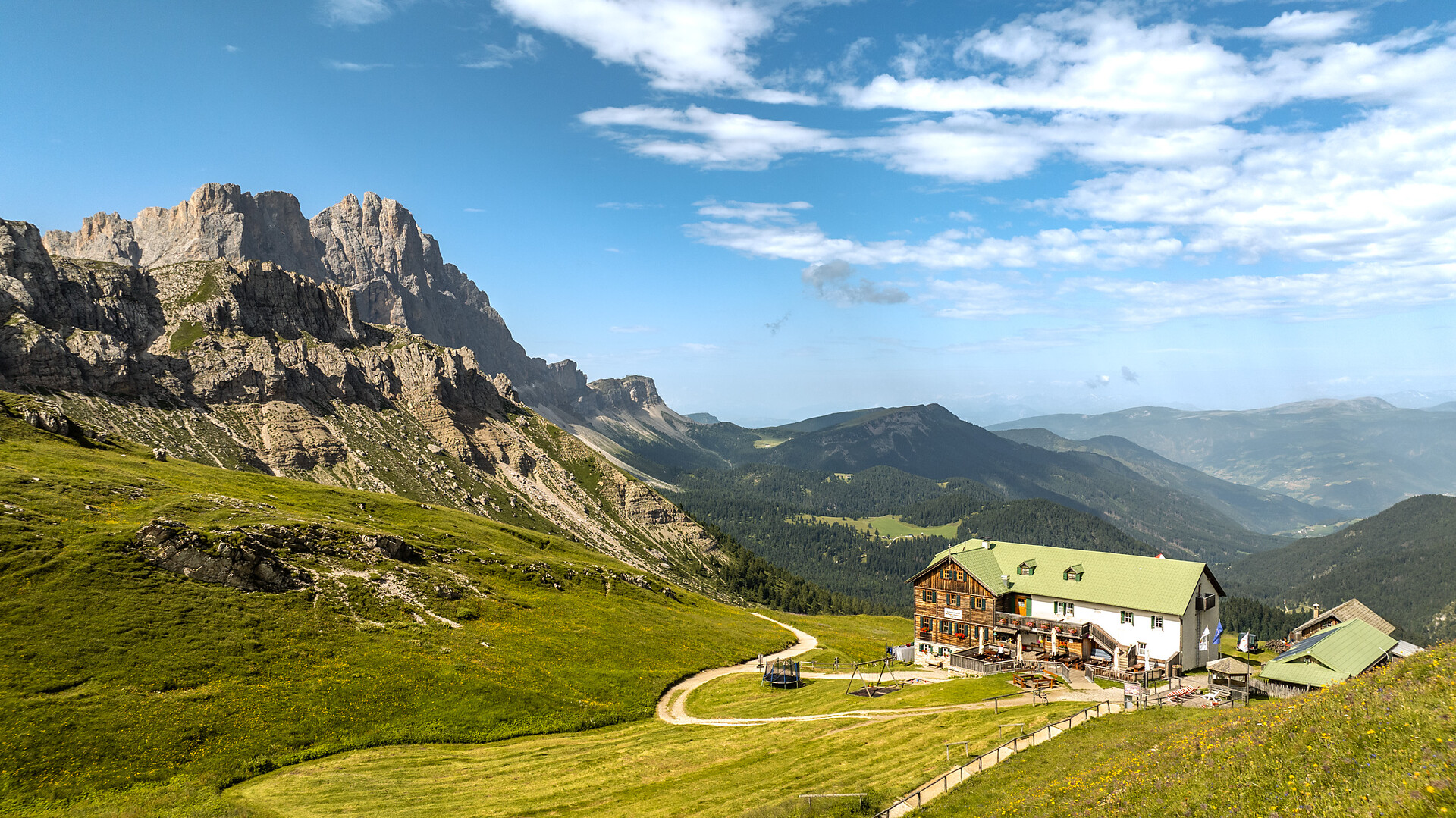 Rifugio Genova - Regione dolomitica Luson Val di Funes - #1 - suedtirol.info