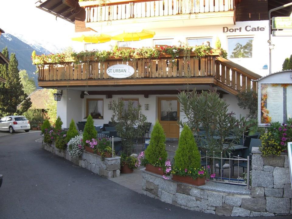 St. Urban - Wirtshaus Restaurant Schenna 1 suedtirol.info