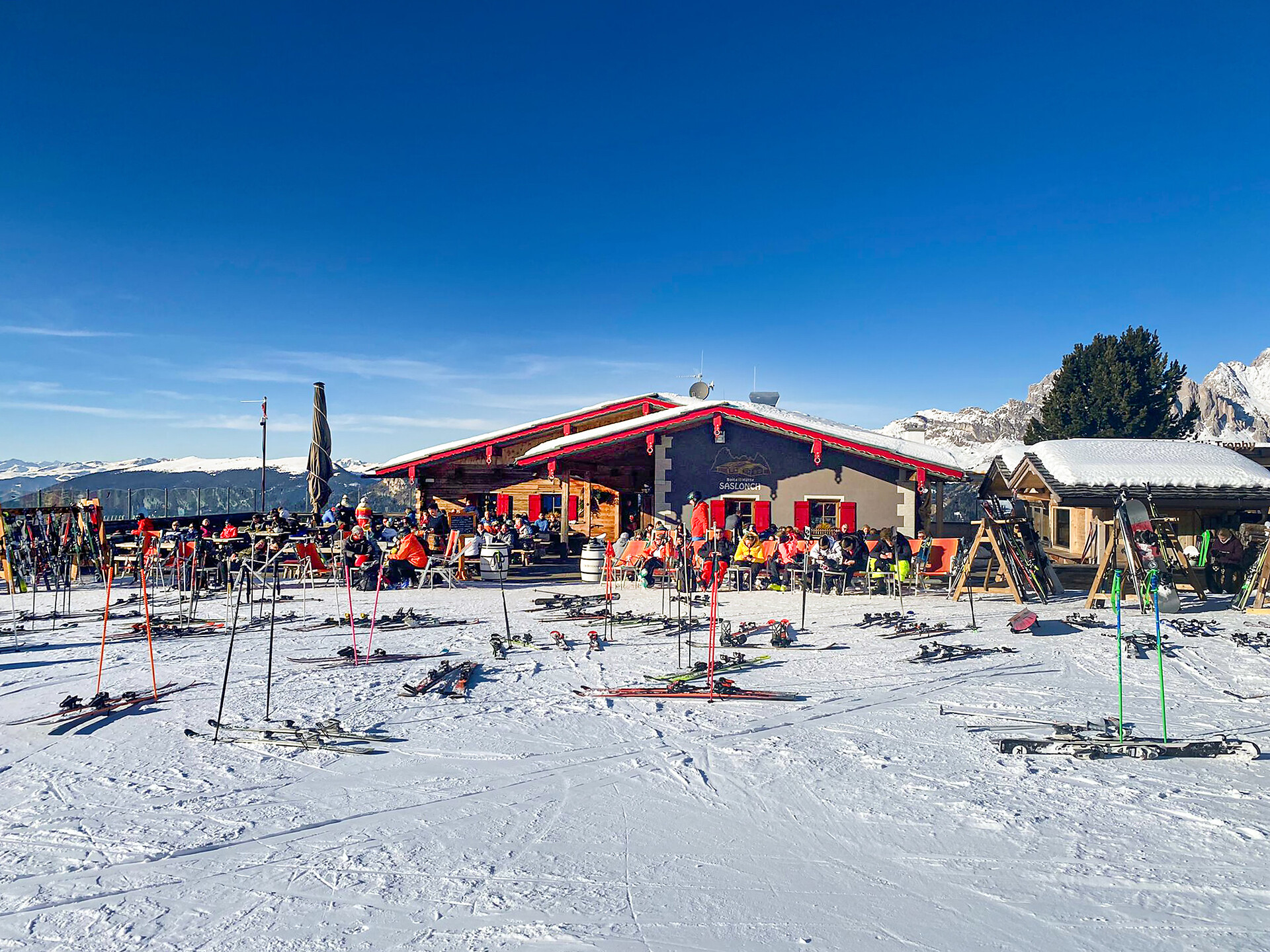 Baita Saslonch - Regione dolomitica Val Gardena - #1 - suedtirol.info