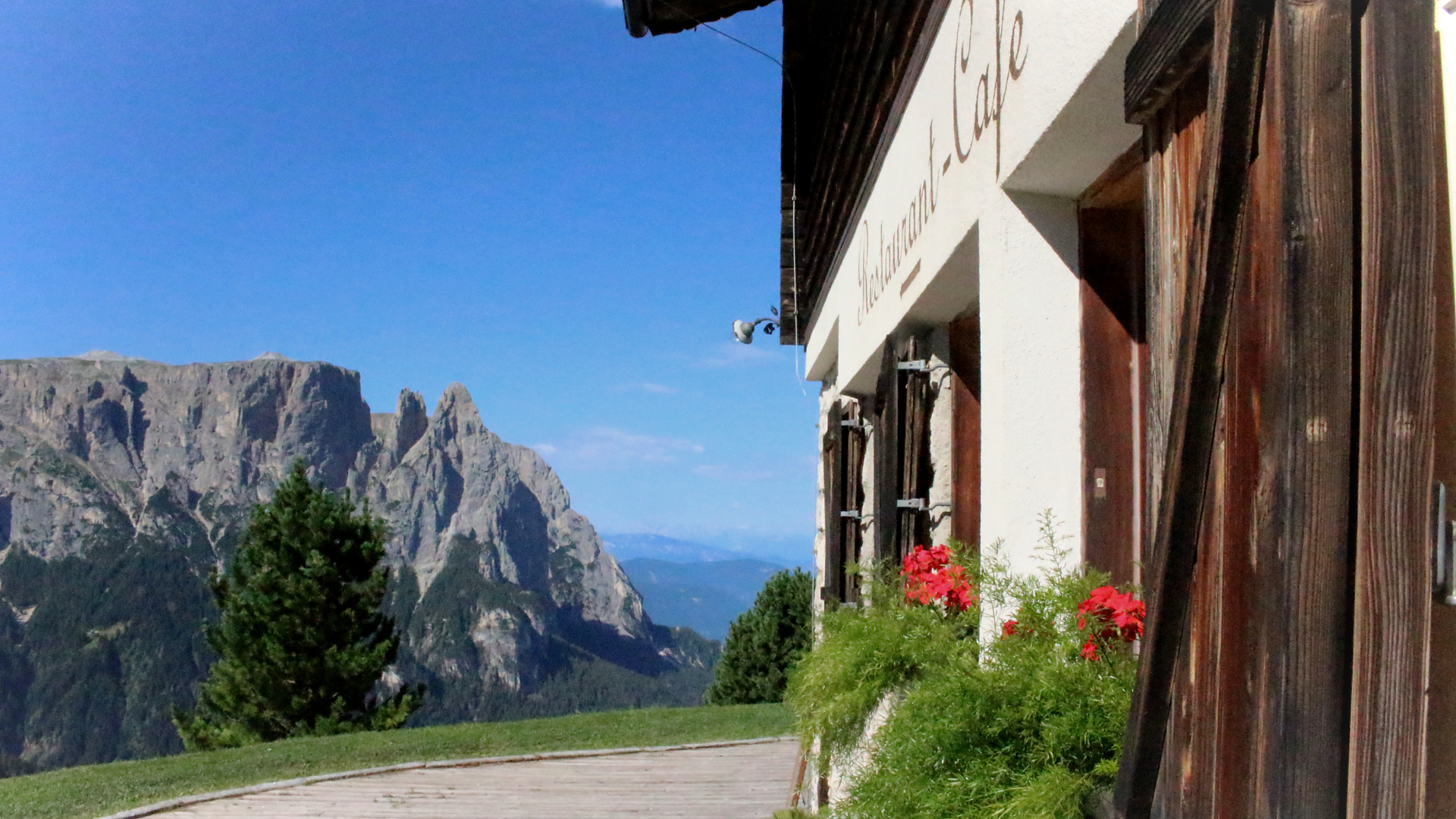 Rifugio Dibaita - Dolomites Region Seiser Alm - #5 - suedtirol.info