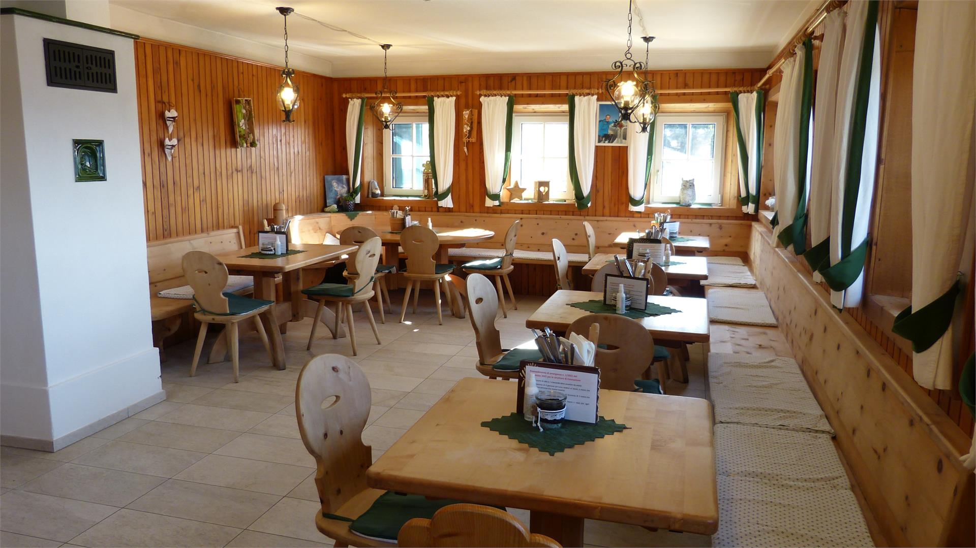 Schutzhütte Klausner Hütte Klausen 15 suedtirol.info