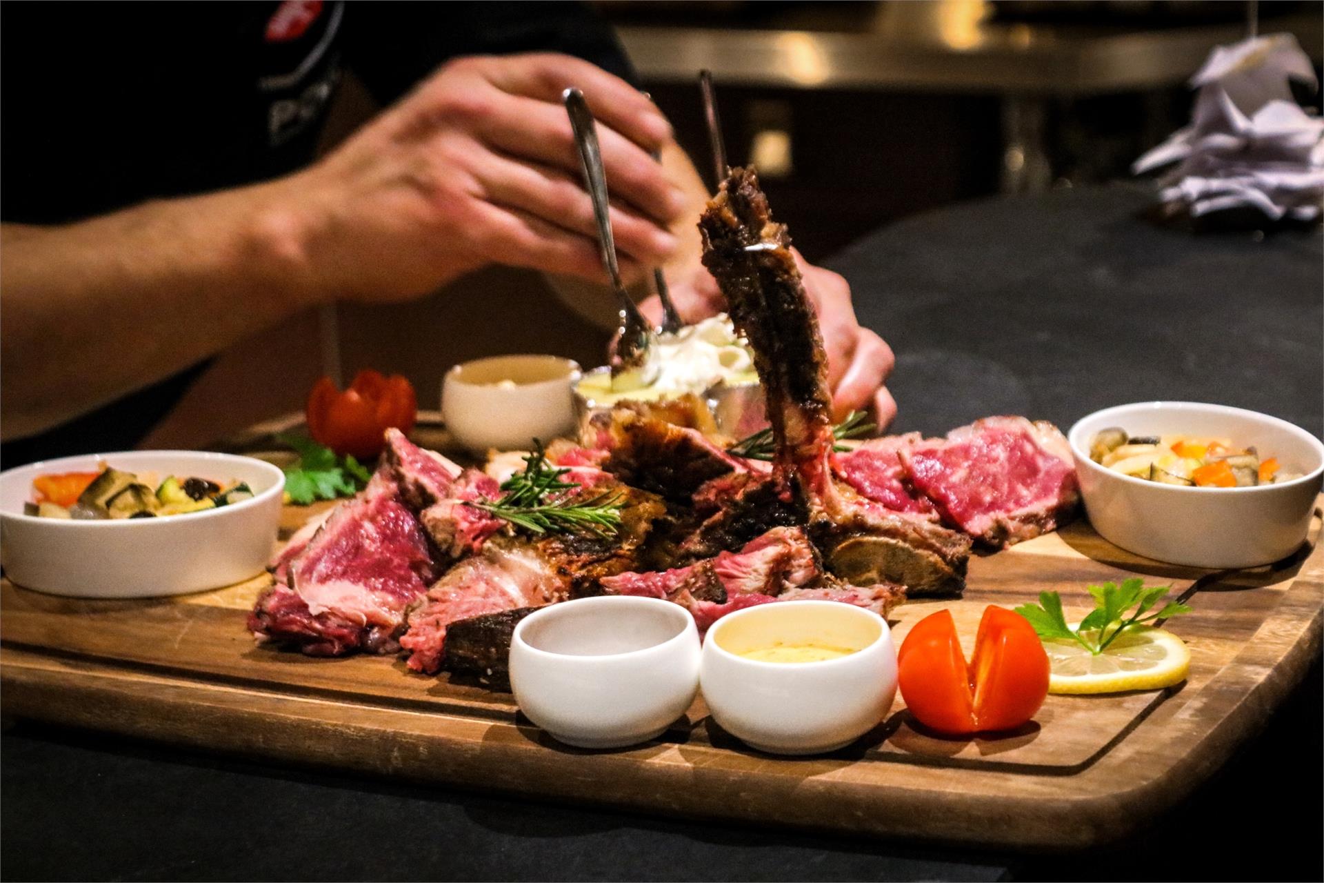 Steakhouse La Tambra St.Christina in Gröden 12 suedtirol.info