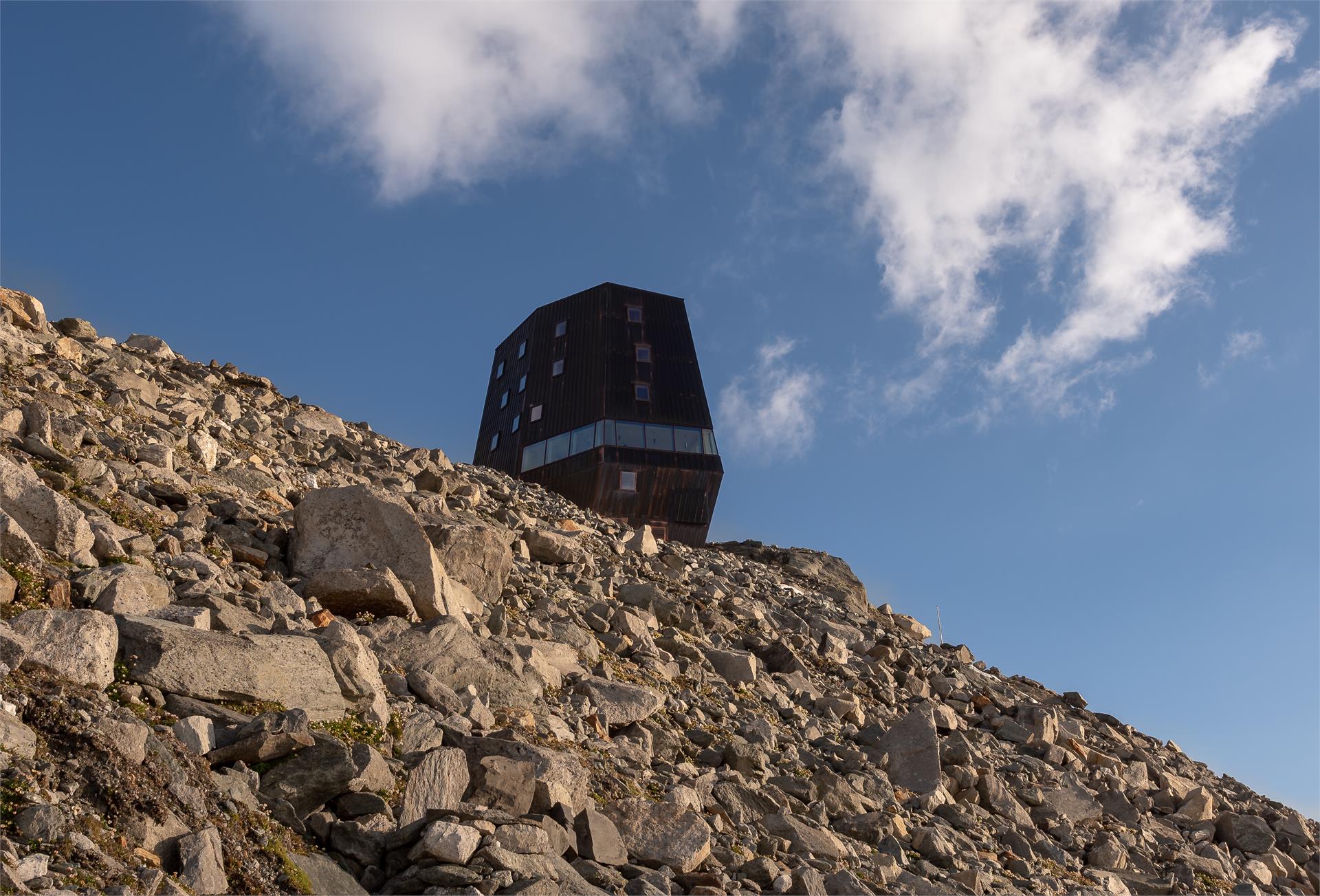 Schwarzensteinhütte Ahrntal 2 suedtirol.info
