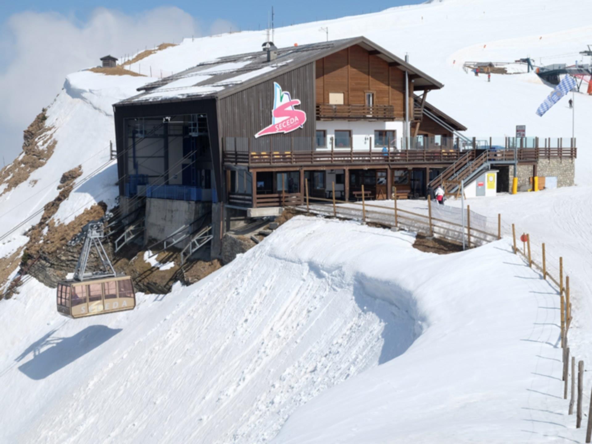 Seceda Hütte - Bergstation St.Christina in Gröden 1 suedtirol.info