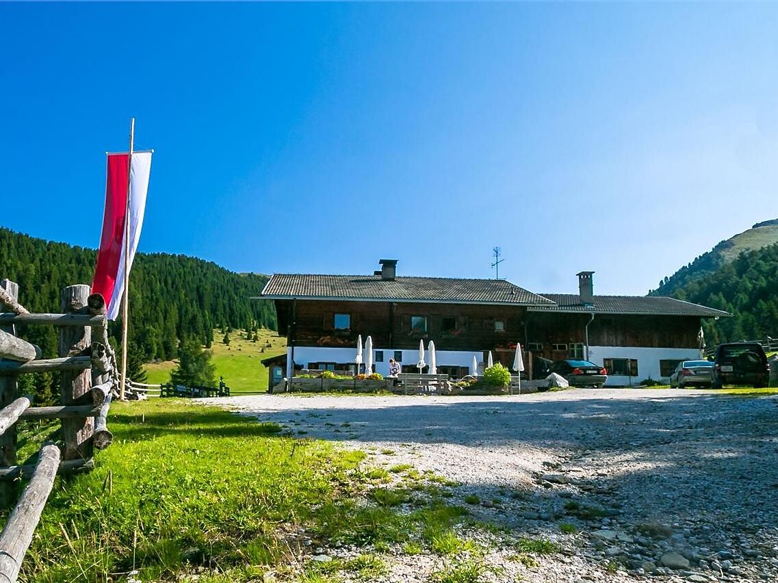 Taistner Alm 2012m