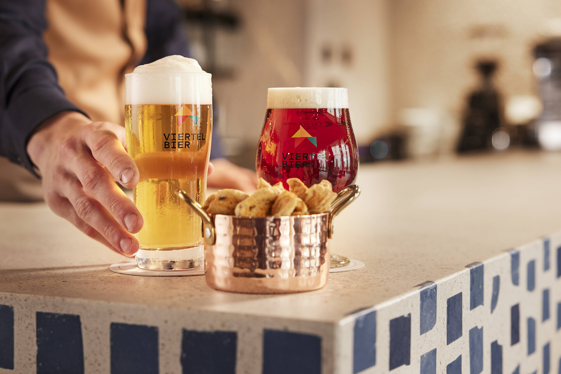 Viertel Bar beer