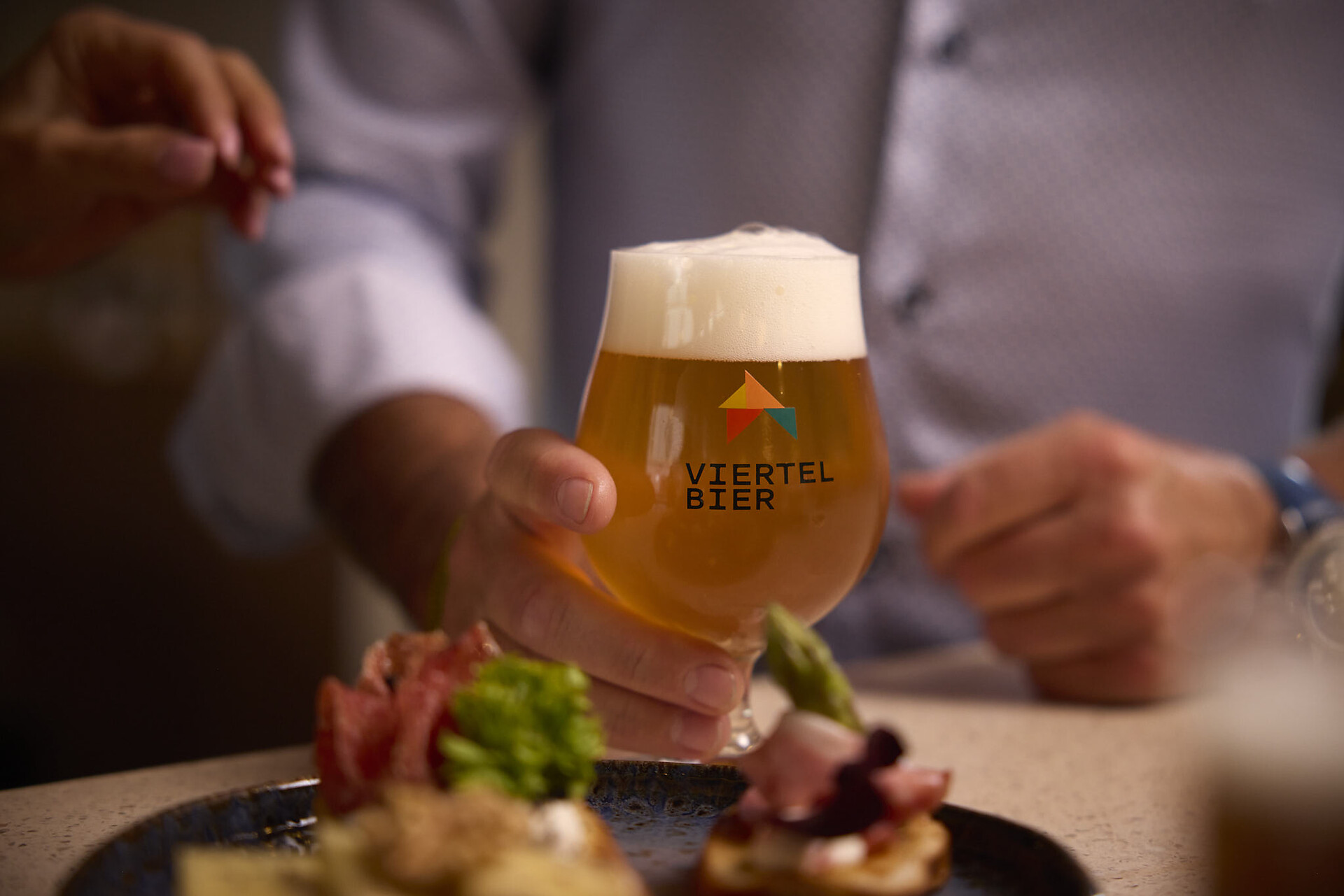 Viertel Bar Viertel Bier