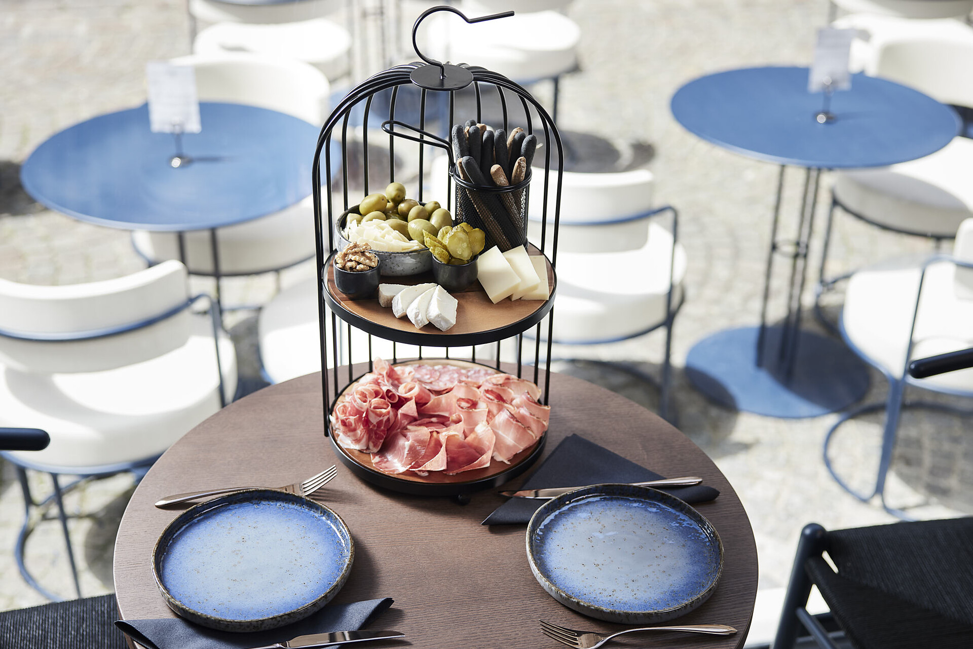 Viertel Bar aperitivo snack