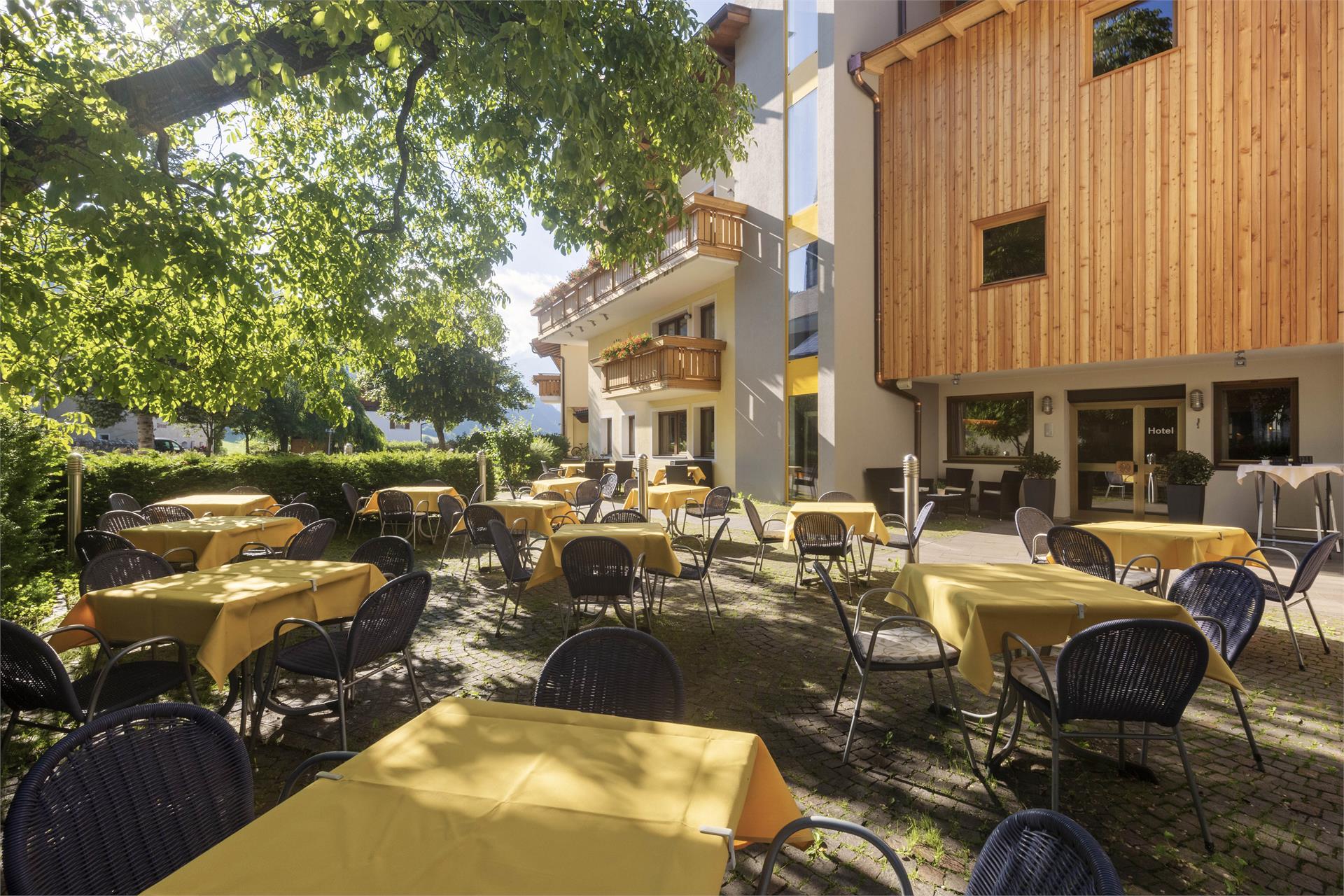 Hotel Teiserhof Villnöss/Funes 14 suedtirol.info