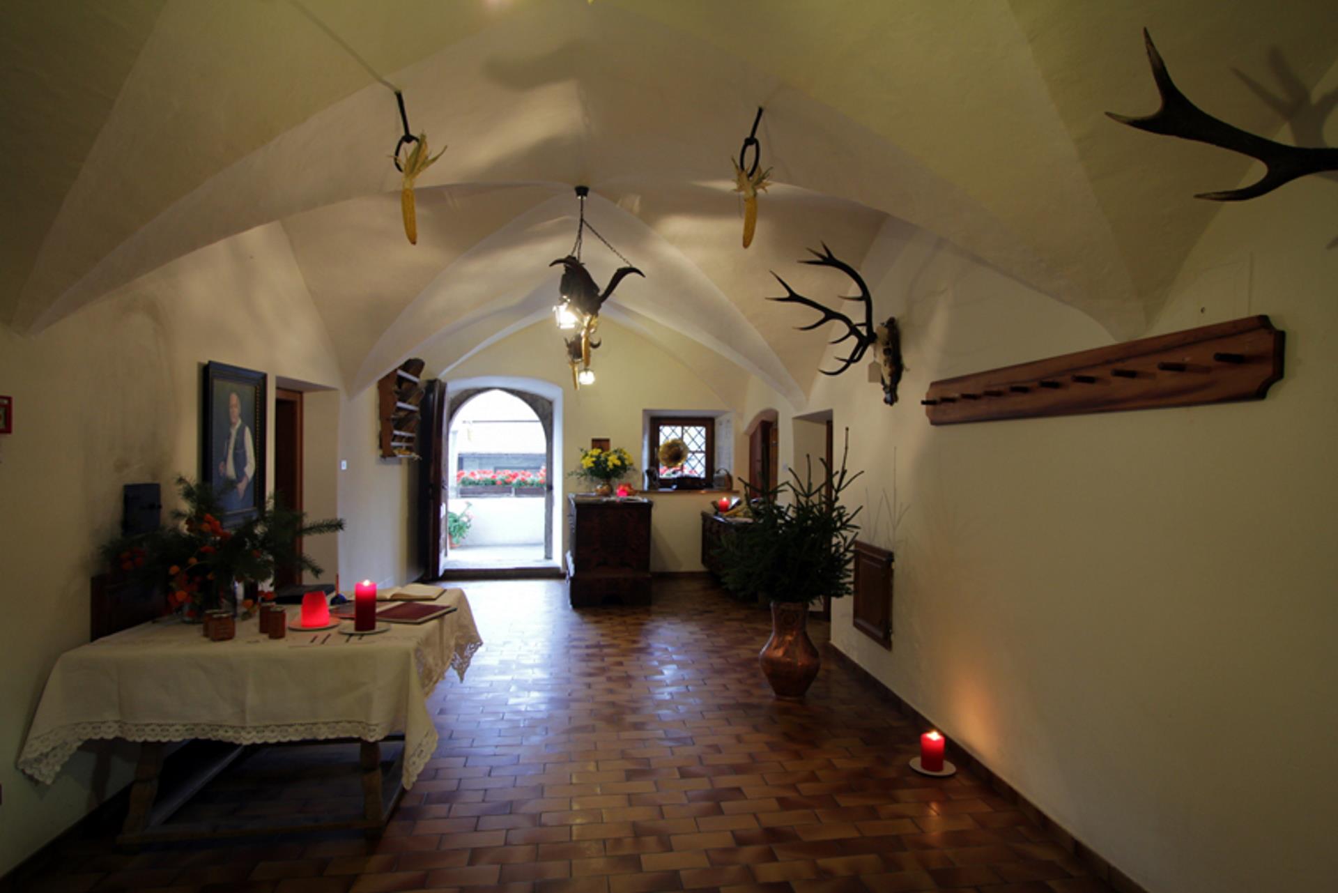 Tenuta Storica Ansitz Goller Rasun Anterselva 4 suedtirol.info