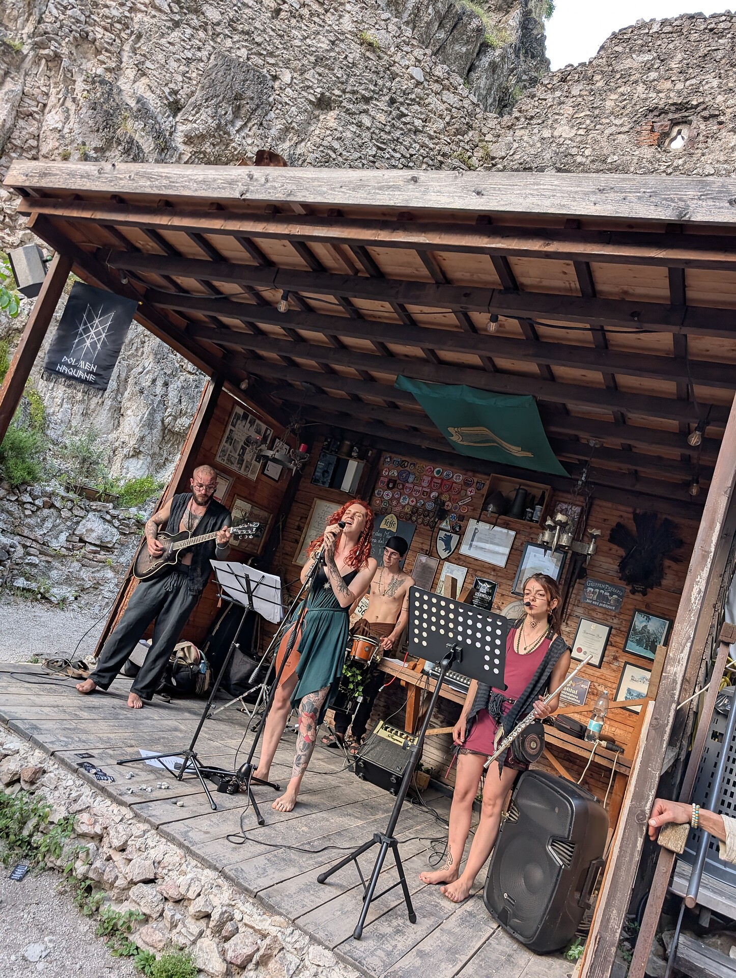 Zum 18. Fass Haderburgschänke - Alto Adige Wine Road - #6 - suedtirol.info