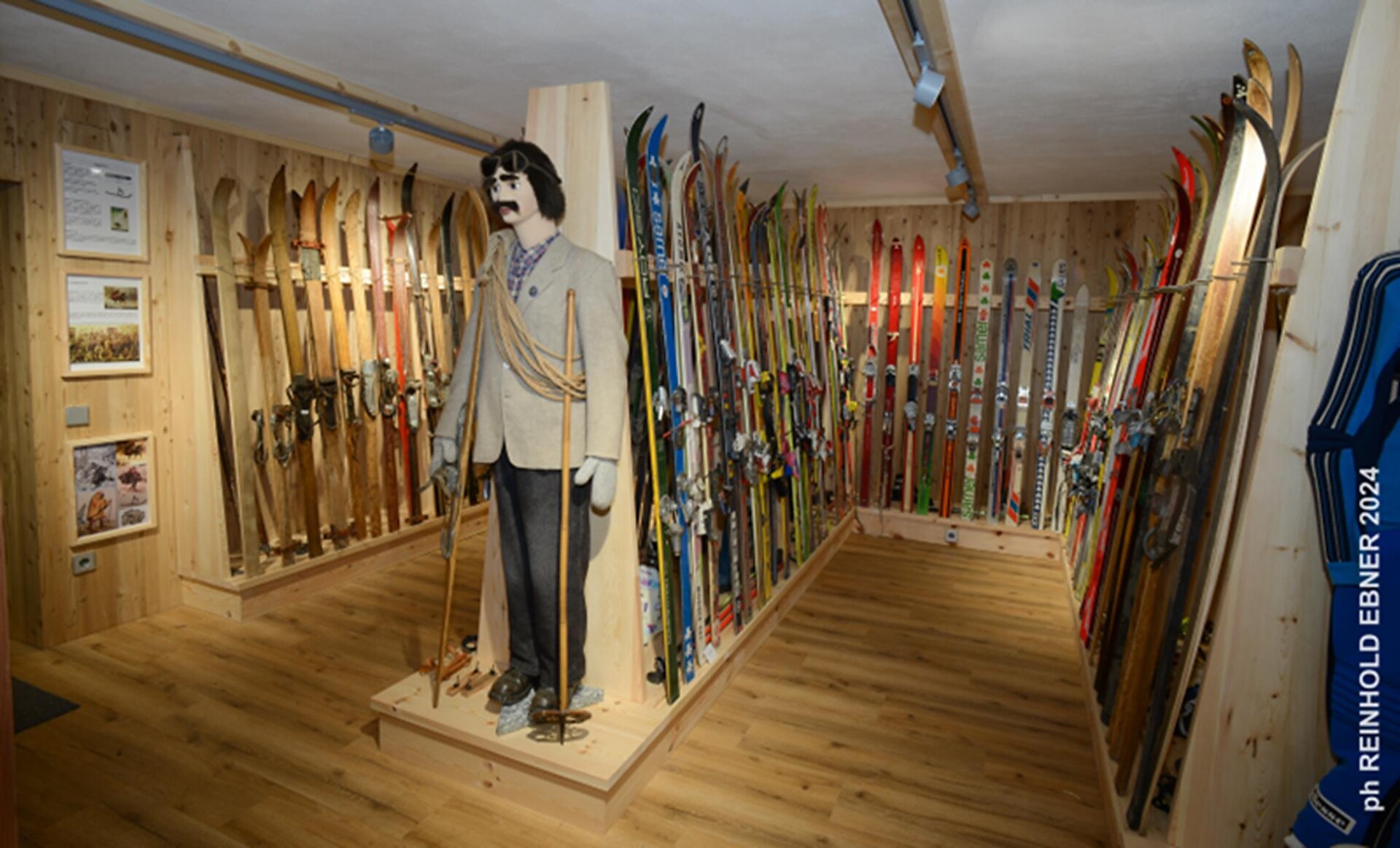 Exhibition room "The history of skiing in the Upper Vinschgau Valley"