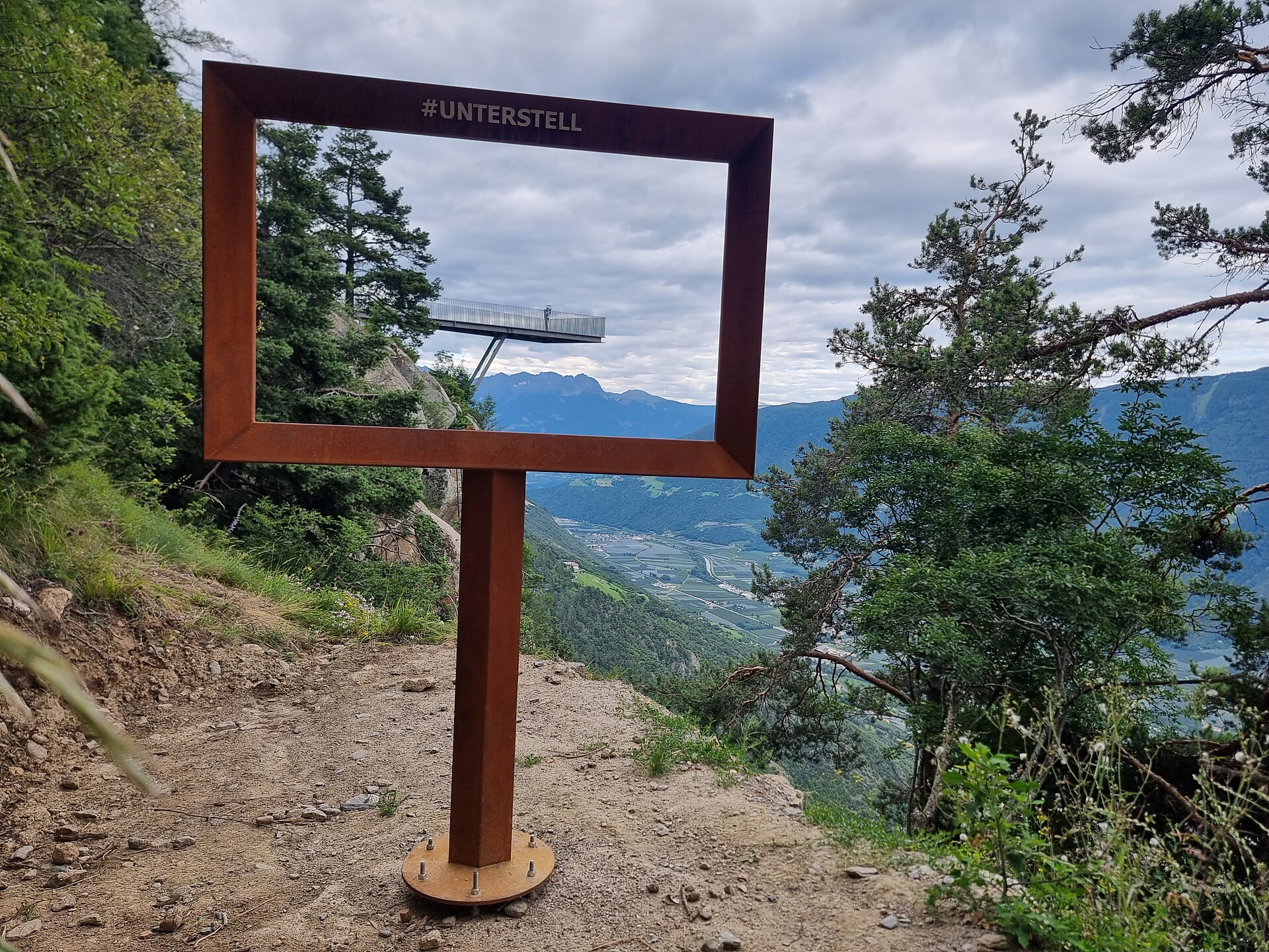 Aussichtsplattform Sonnenberg - Meran und Umgebung - #4 - suedtirol.info