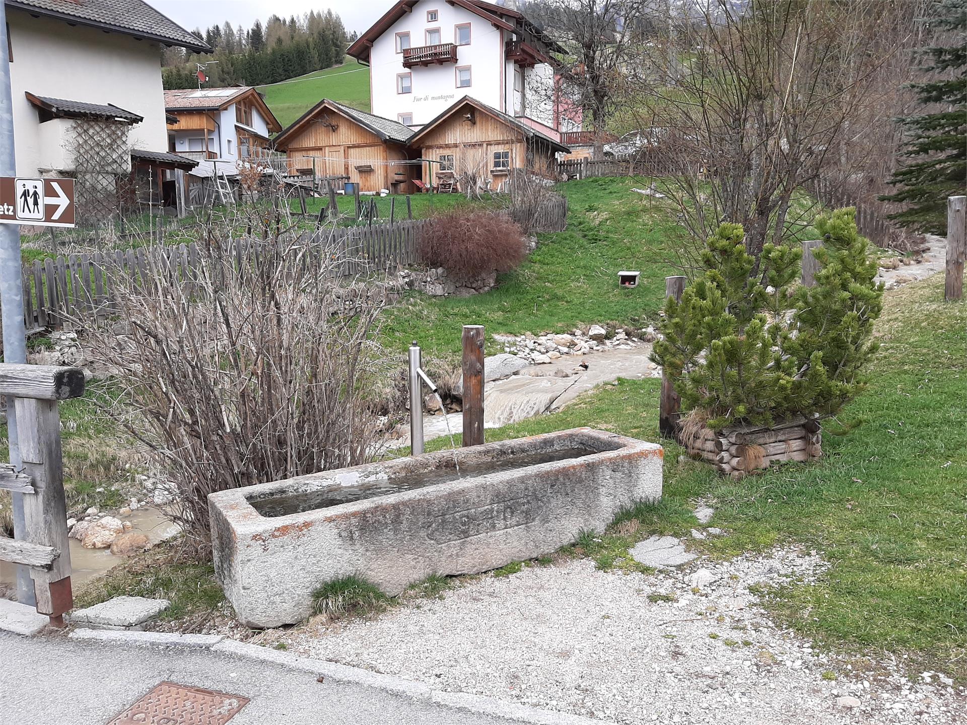 Fontana Str. Anví Badia Badia 1 suedtirol.info
