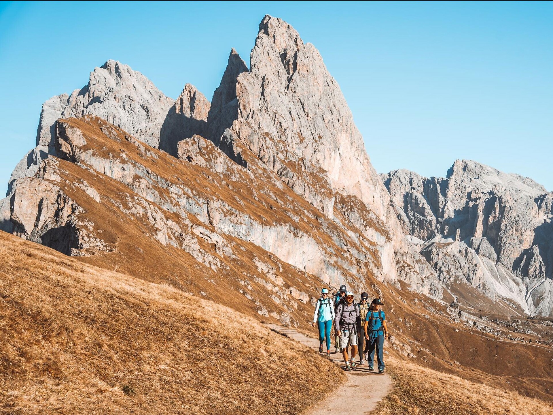 Outdoor Guides - Regione dolomitica Val Gardena - #37 - suedtirol.info