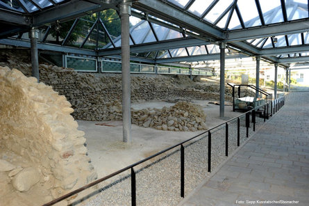 Zona archeologica Plunacker - Villandro  2 suedtirol.info