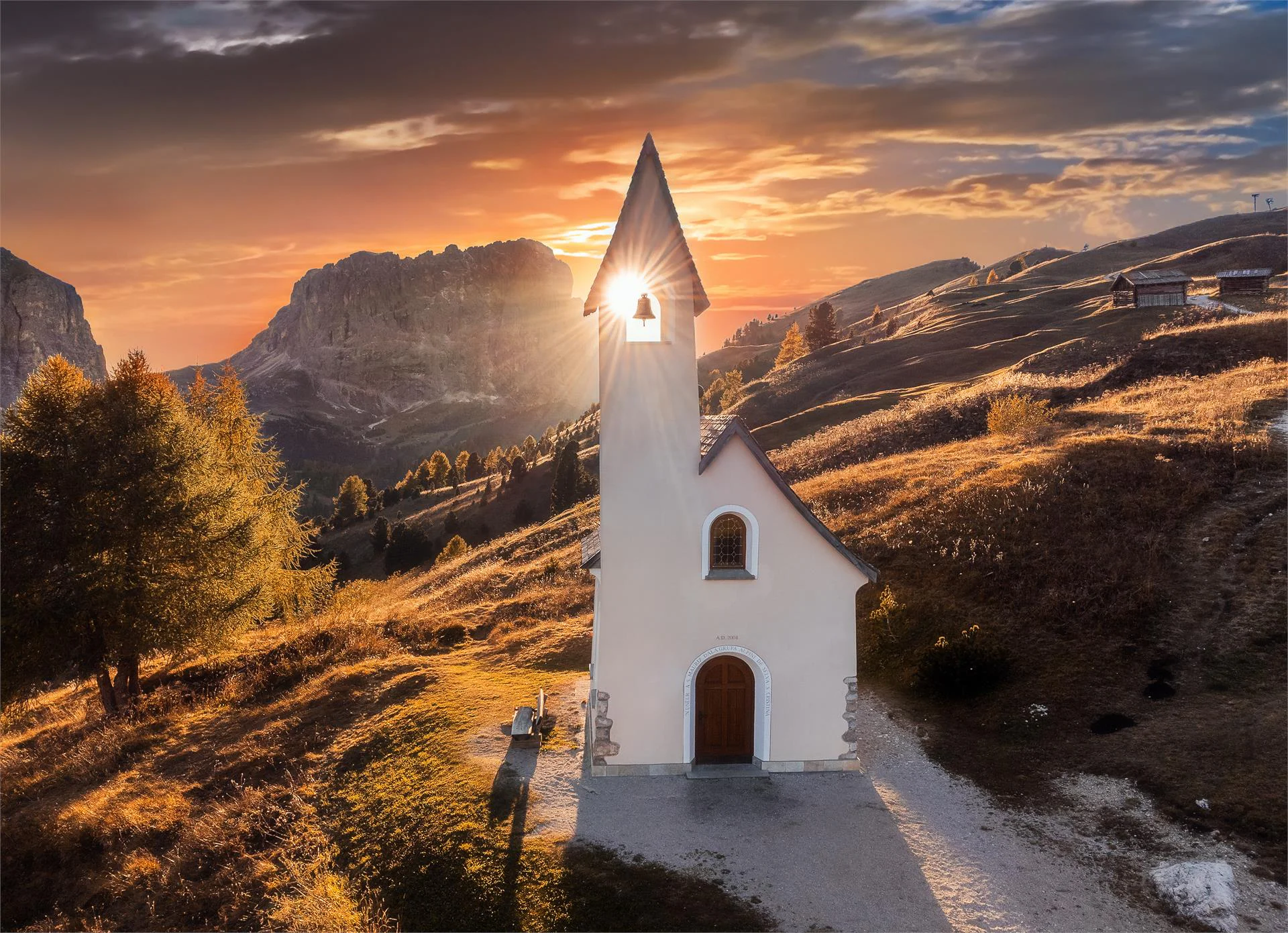 Cappella degli Alpini al Passo Gardena Selva 1 suedtirol.info