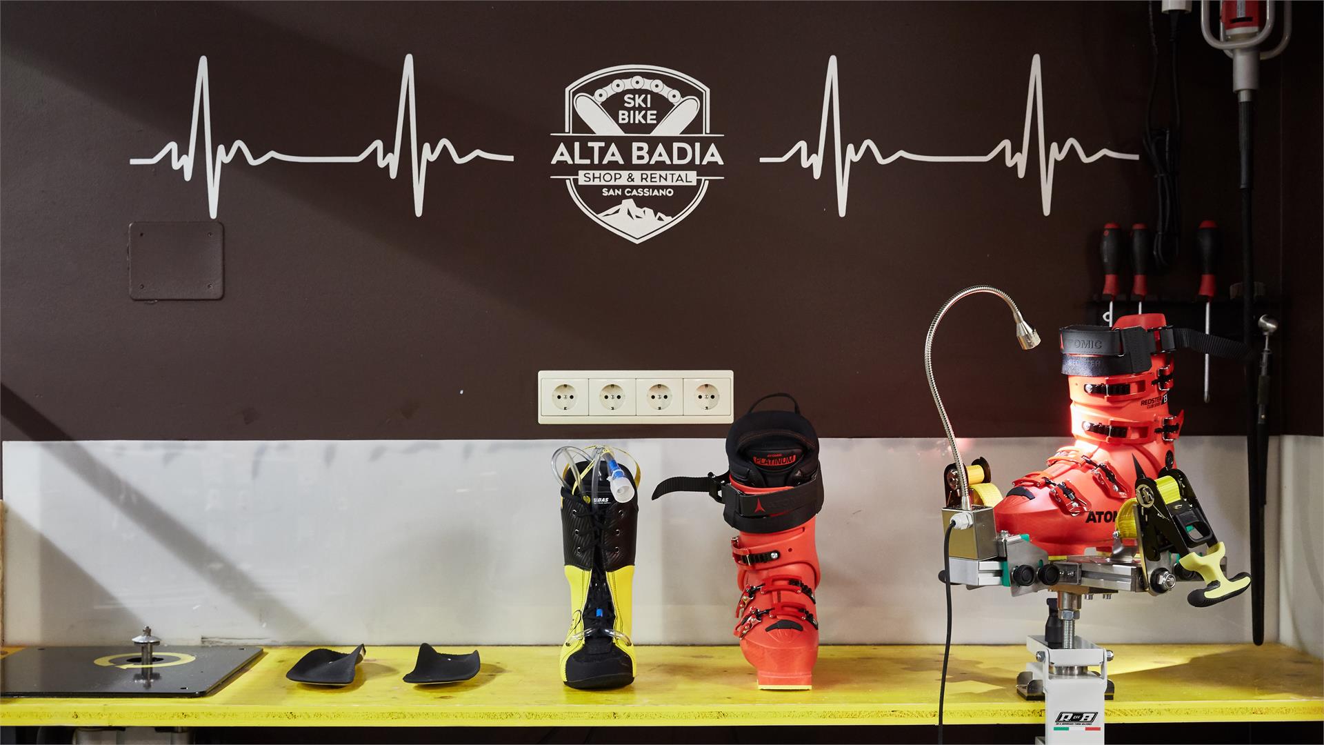 Alta Badia Sport - Shop & Rental San Cassiano Badia 1 suedtirol.info