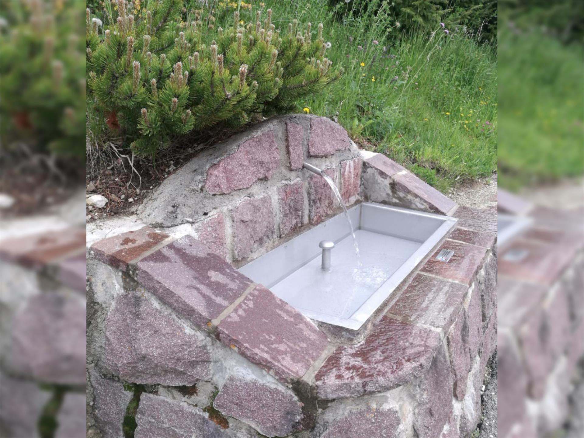 Achtsam am Berg - Brunnen Nucia Wolkenstein Gröden Wolkenstein 1 suedtirol.info
