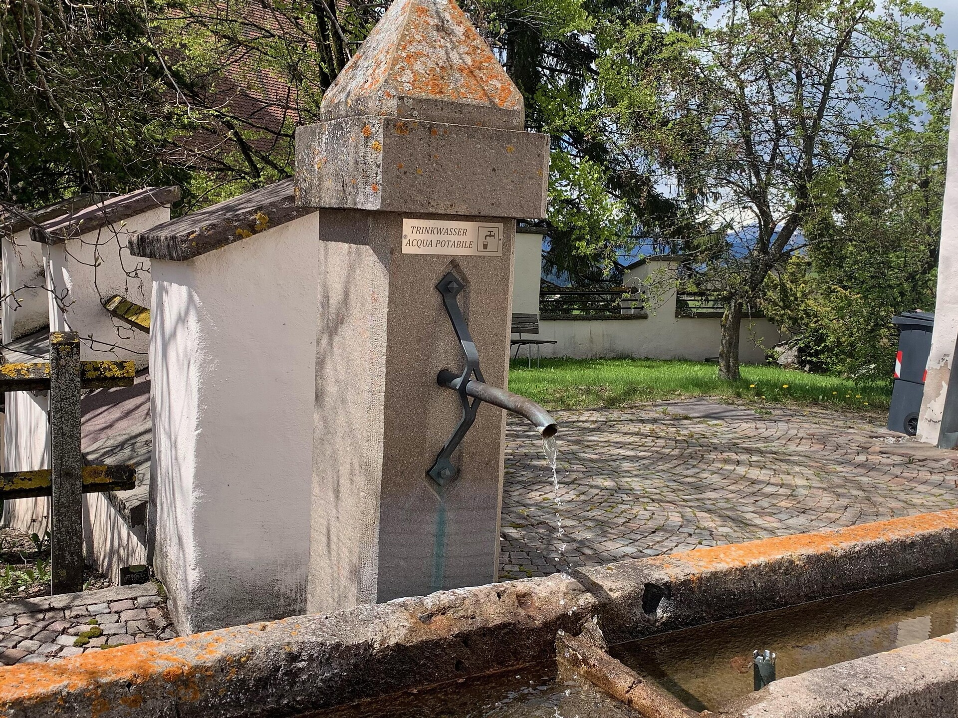 Fontana del municipio Nova Ponente