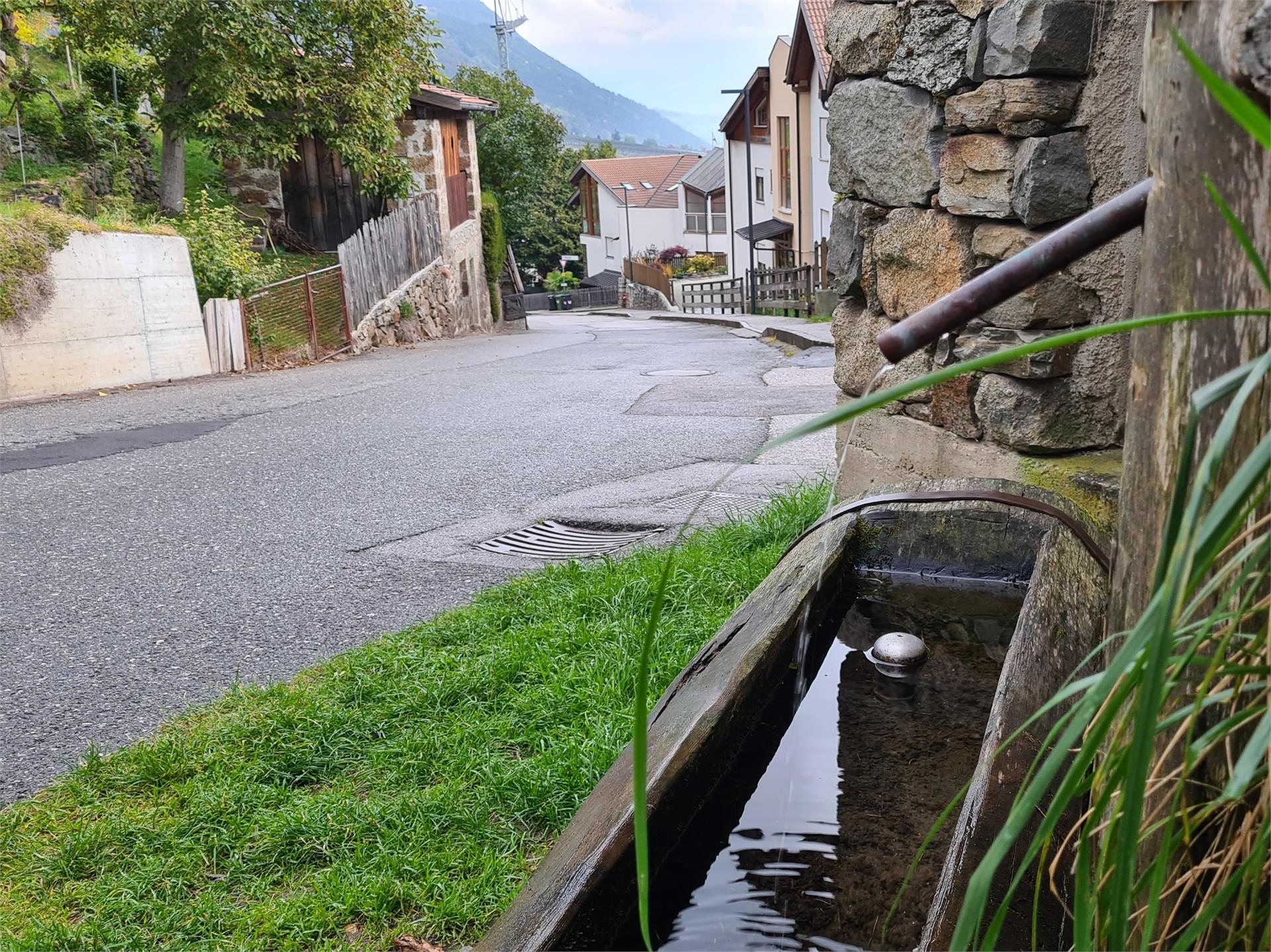 Respect the mountains - Fountain ""Oberdorf Reservoir" - drinking water refill point Partschins/Parcines 2 suedtirol.info