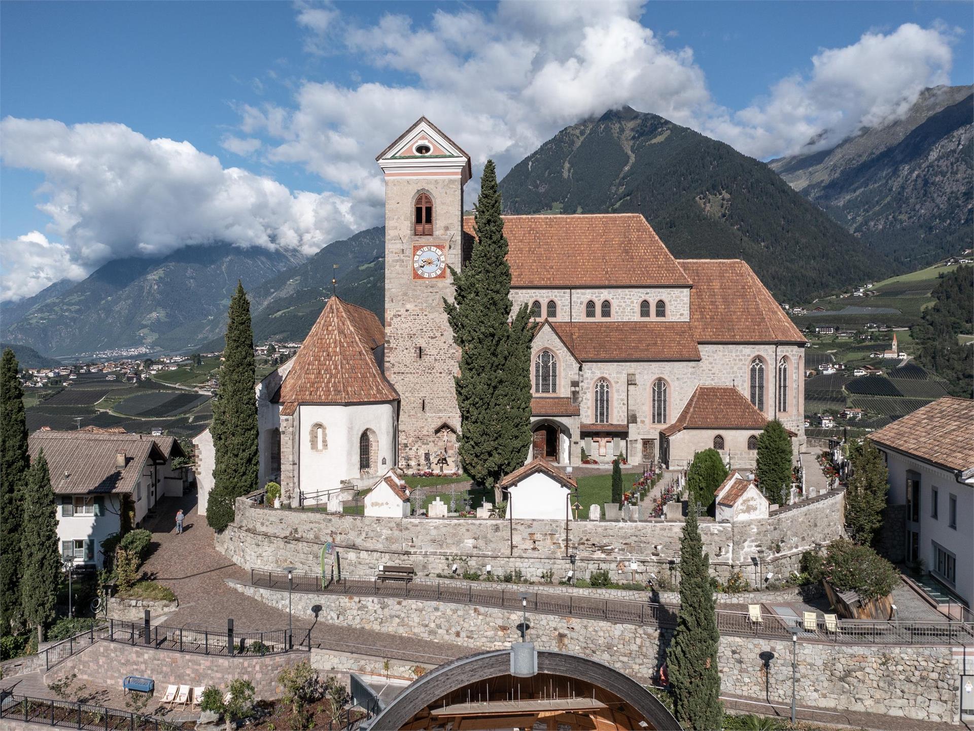 Alte Pfarrkirche von Schenna Schenna 2 suedtirol.info