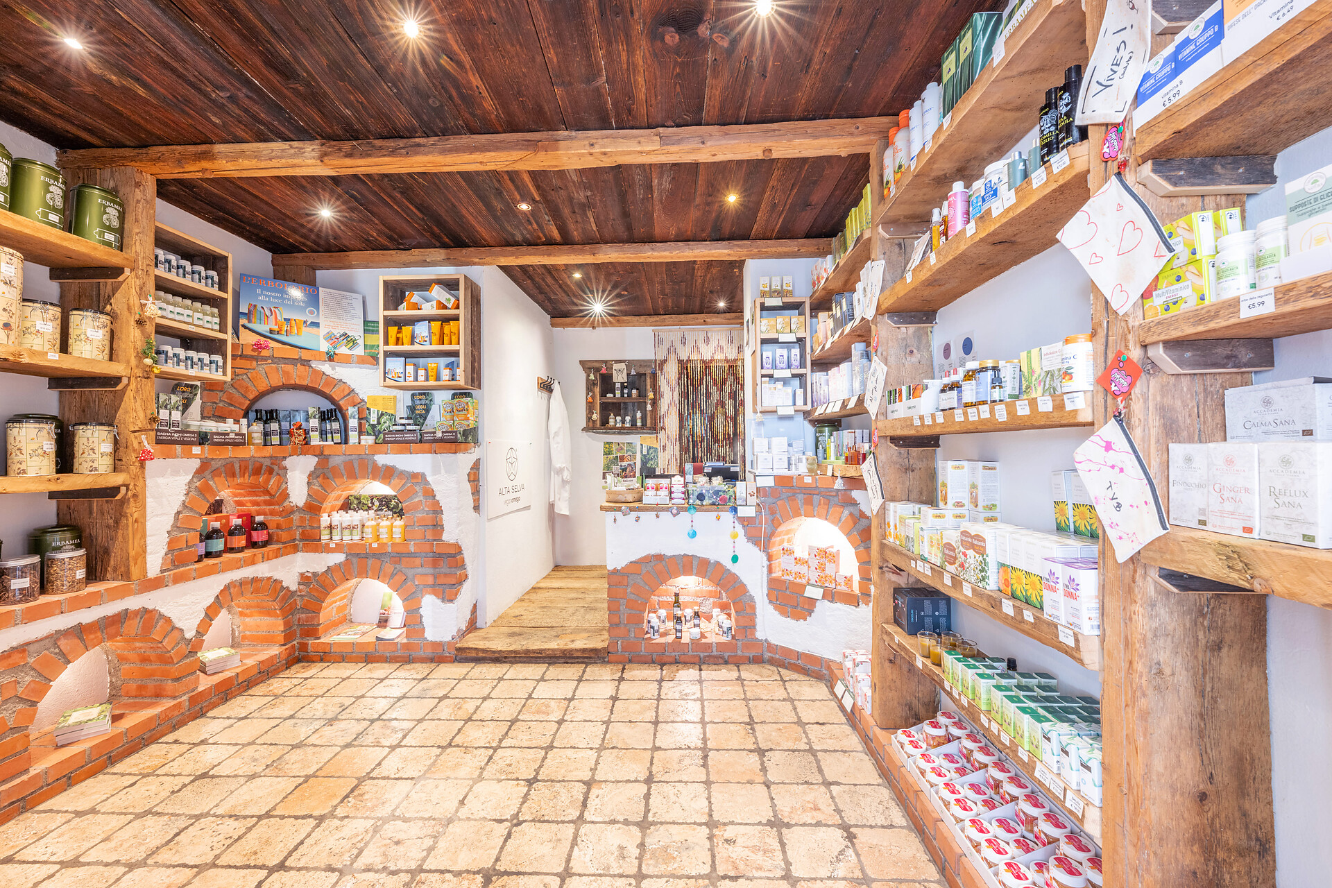 Alta Selva Vegan Omega - Health Shop Les Erbes dl Salvan - Dolomites Region Alta Badia - #6 - suedtirol.info