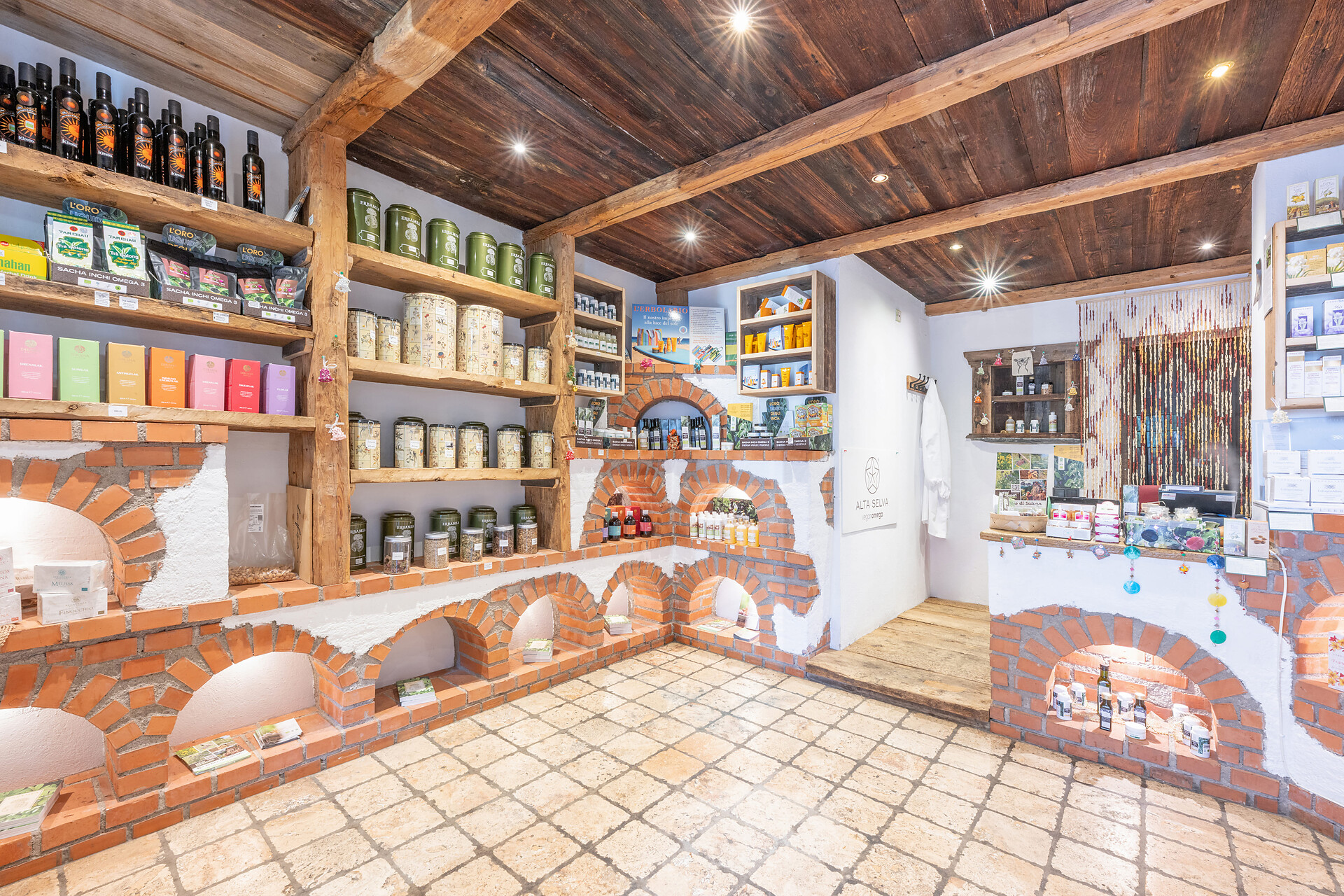 Alta Selva Vegan Omega - Health Shop Les Erbes dl Salvan - Dolomites Region Alta Badia - #7 - suedtirol.info