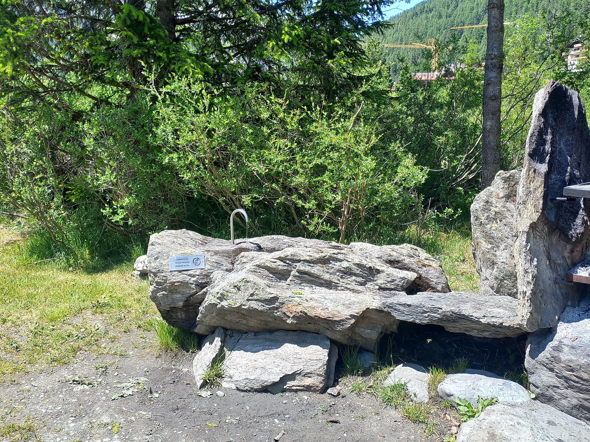 Brunnen am Spielplatz