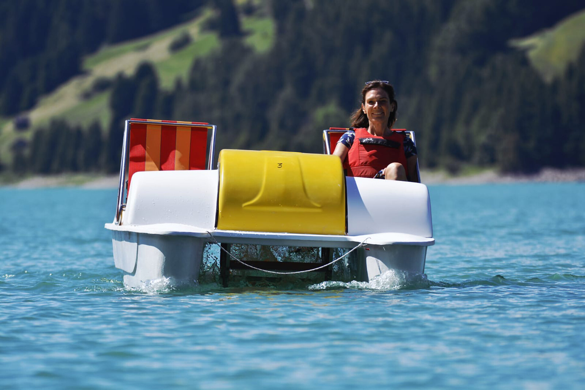 Tour with the pedal boat - Vinschgau/Val Venosta - #1 - suedtirol.info