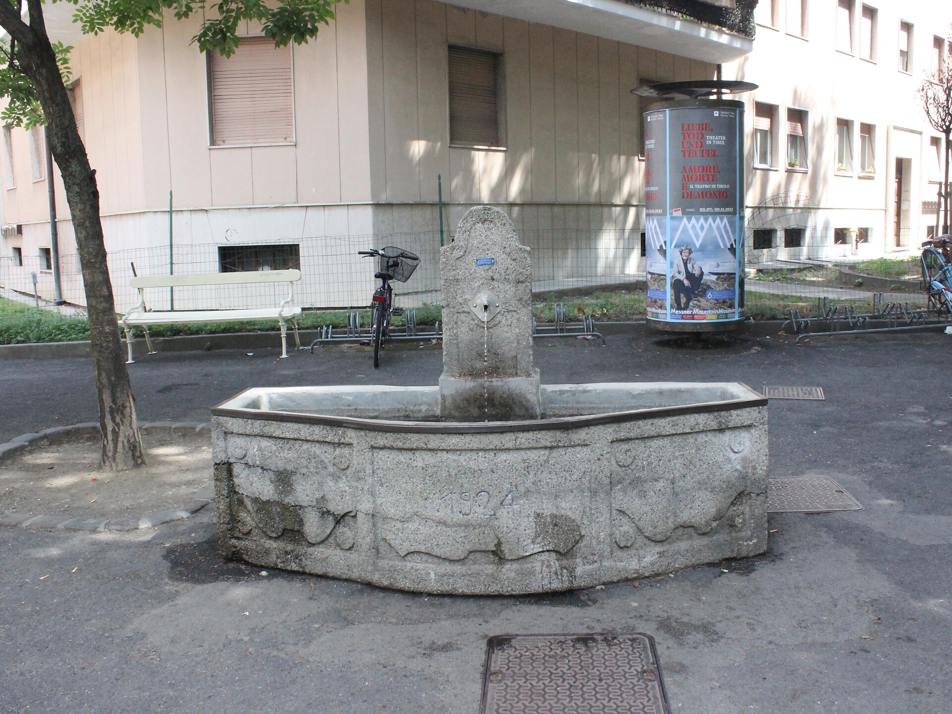 Fountain Otto-Huber-Straße Meran - Meran/Merano and environs - #1 - suedtirol.info