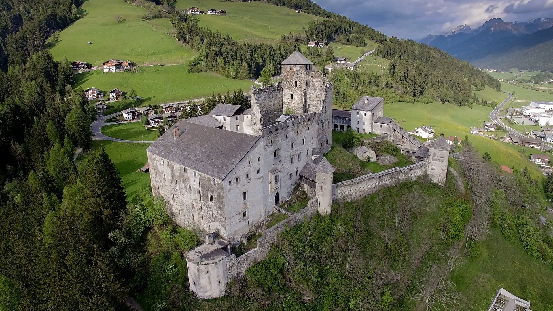 Castel Heinfels