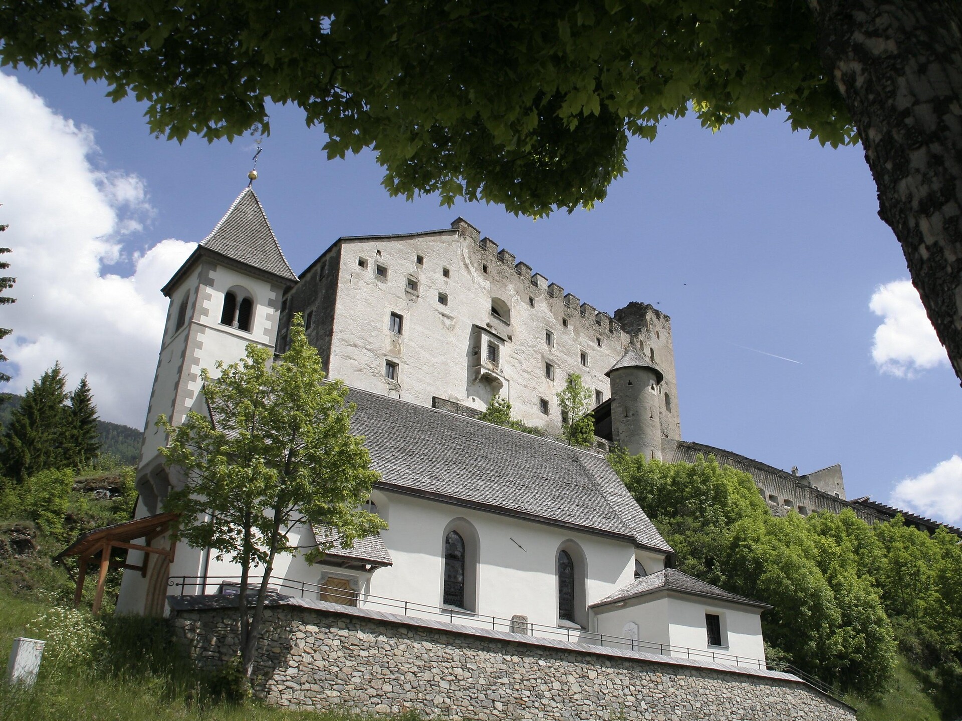 Castel Heinfels