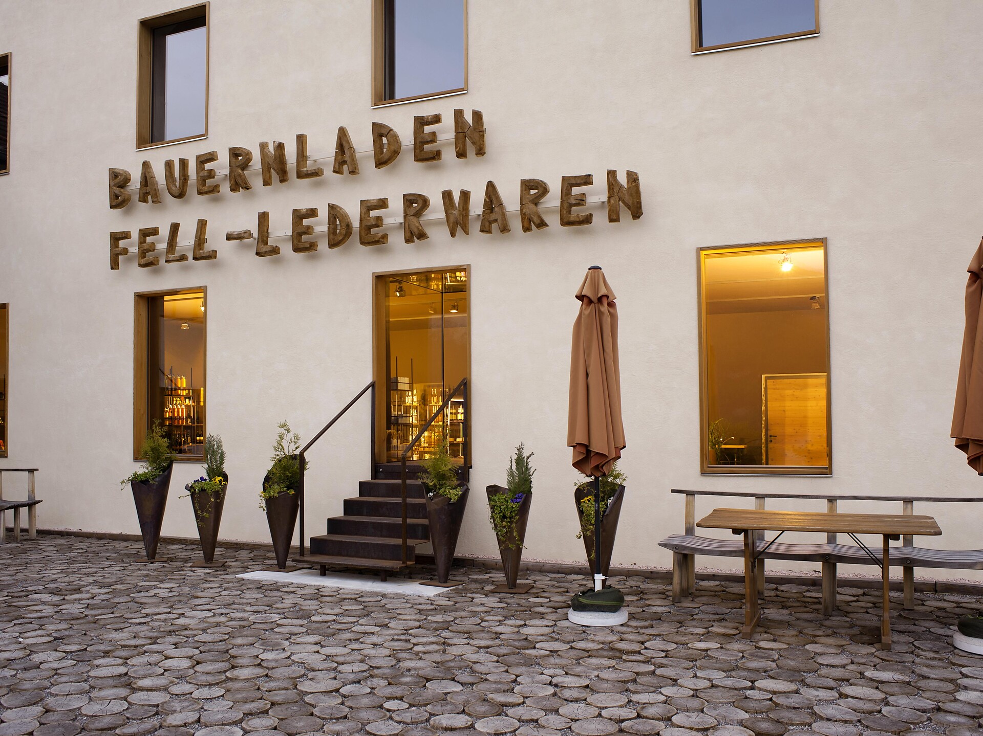 Farm shop & tannery Pobitzer