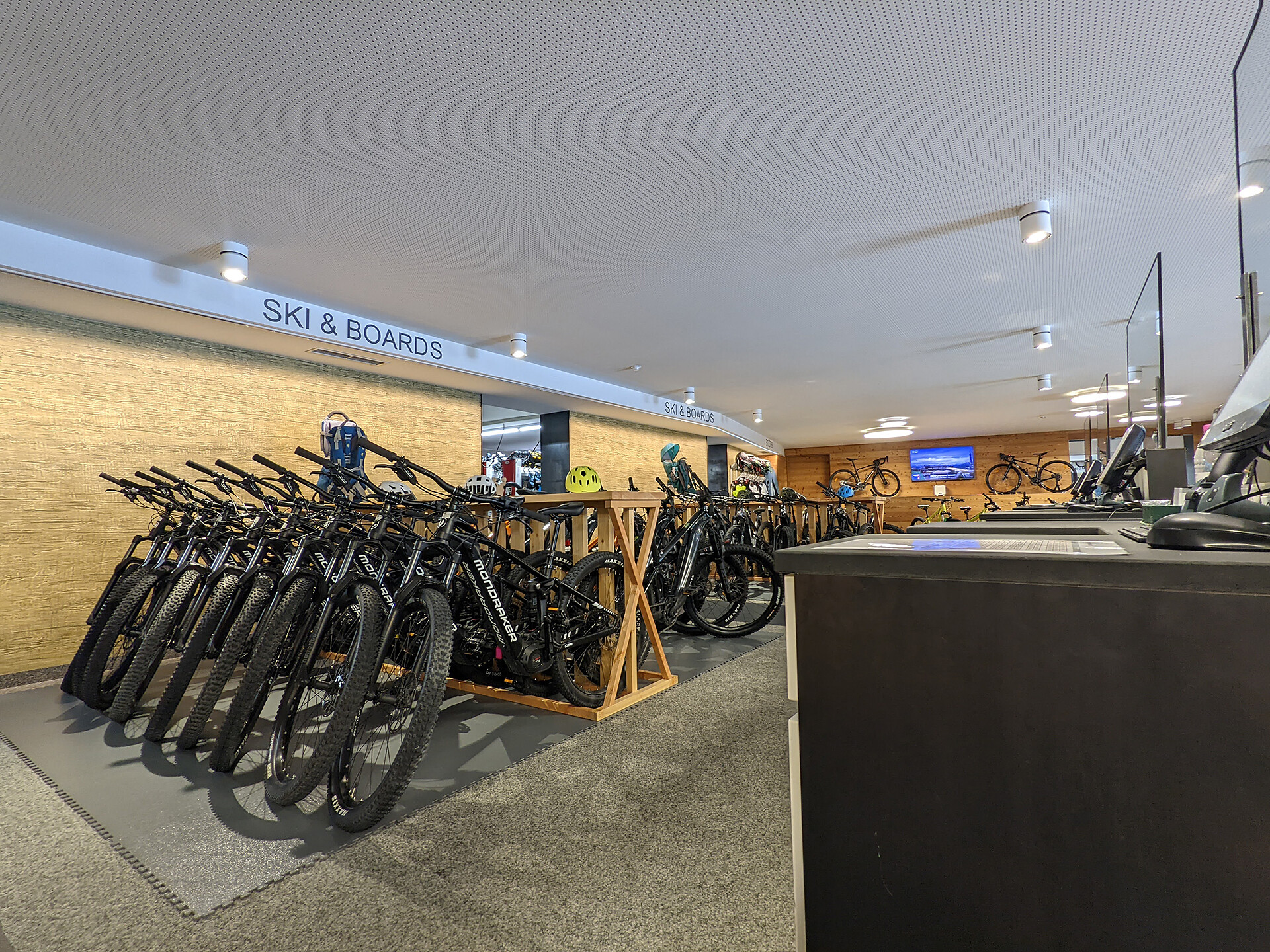 Bike rental Miara