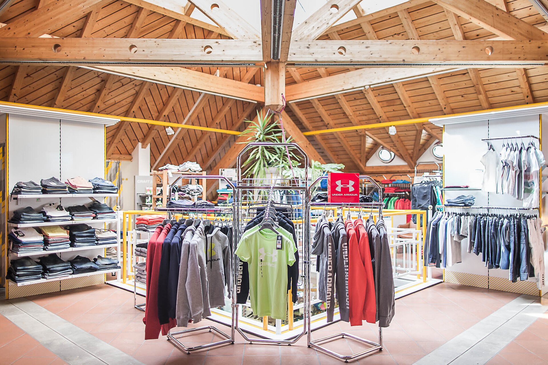 Bergfuchs Sports & Fashion - Dolomites Region Kronplatz/Plan de Corones - #2 - suedtirol.info