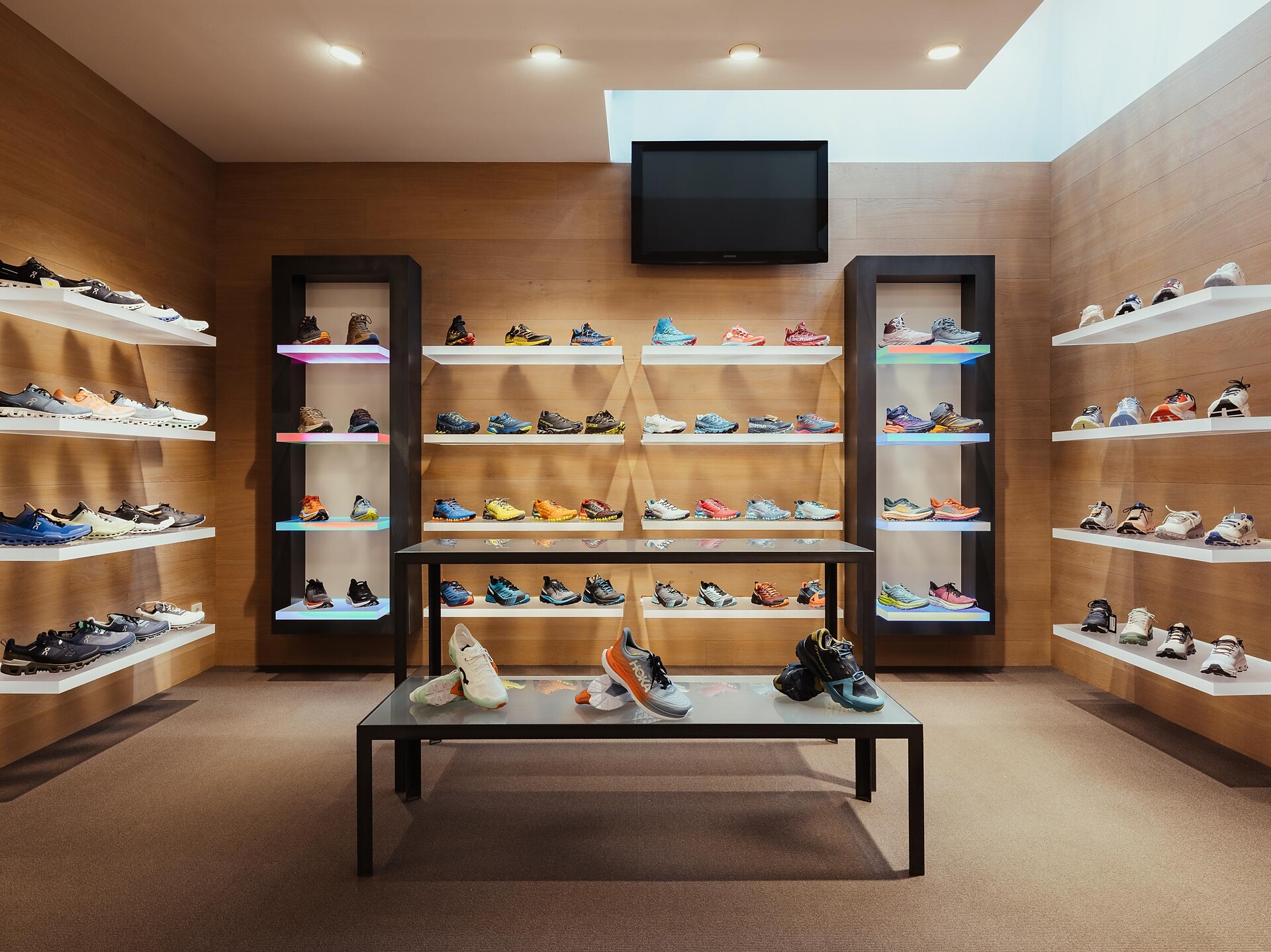 Lagazoi main store