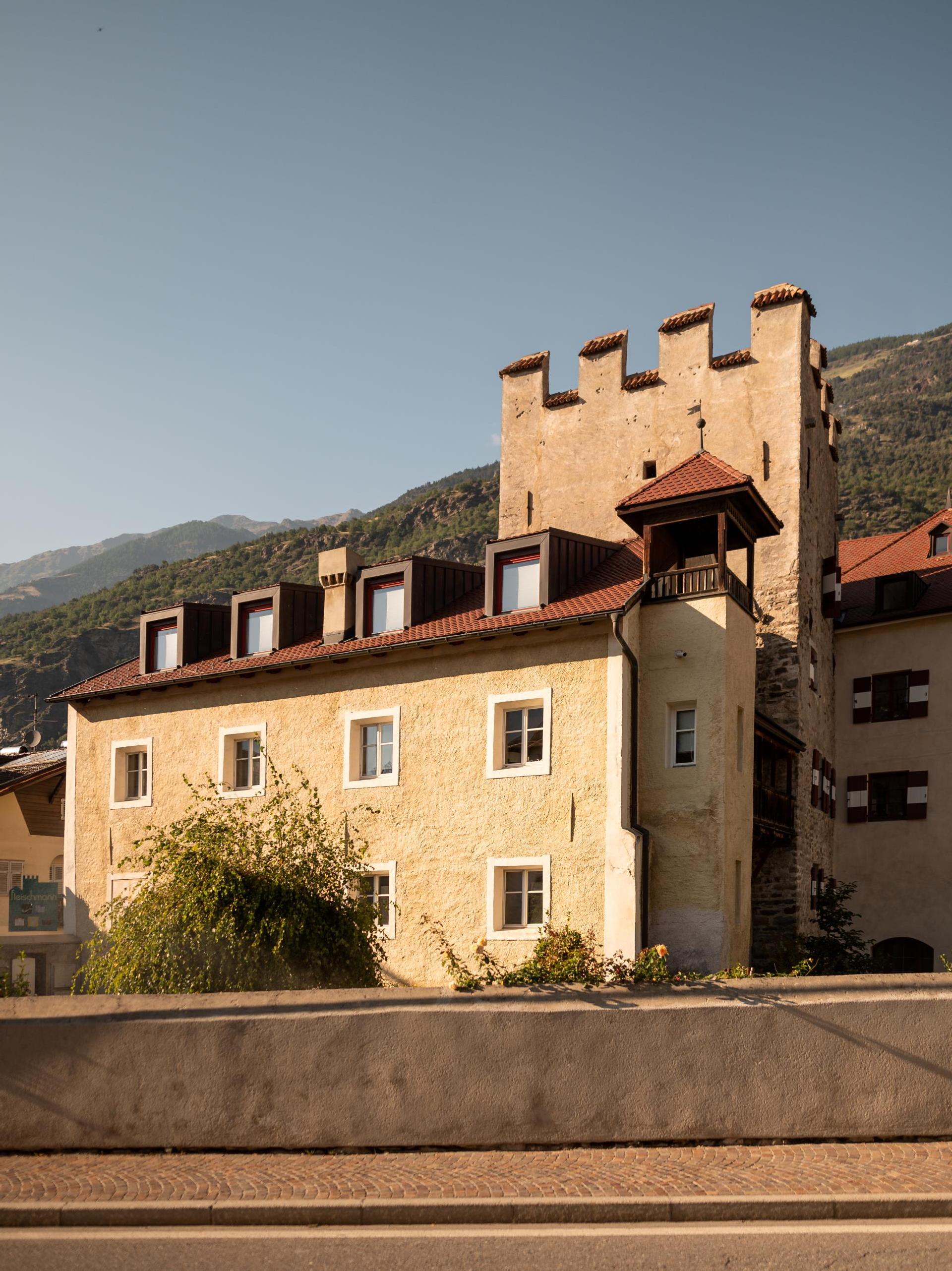 Latsch Castle Latsch/Laces 2 suedtirol.info