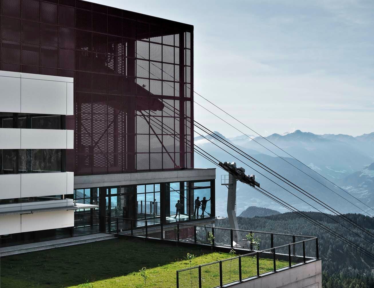 Stazione a monte della Funivia Merano 2000 Avelengo 5 suedtirol.info