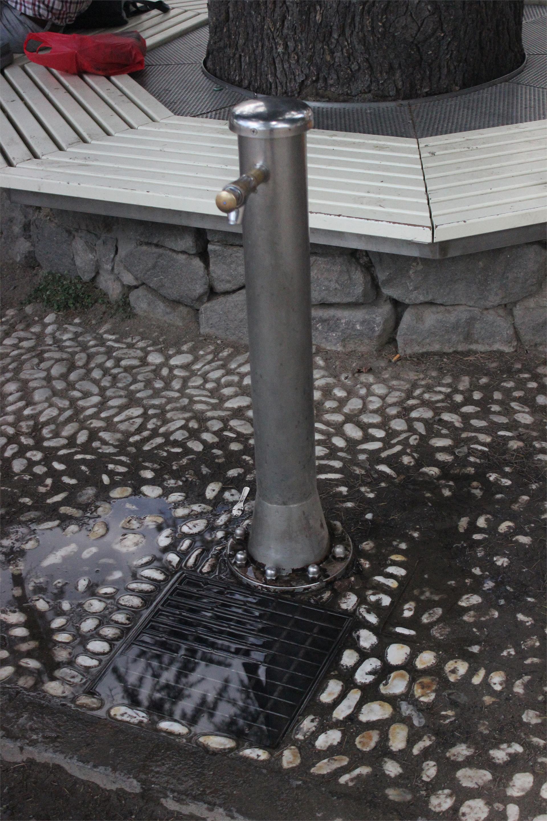 Fontana Passeggiata Lungo Passirio parco Longobardi Merano Merano 2 suedtirol.info