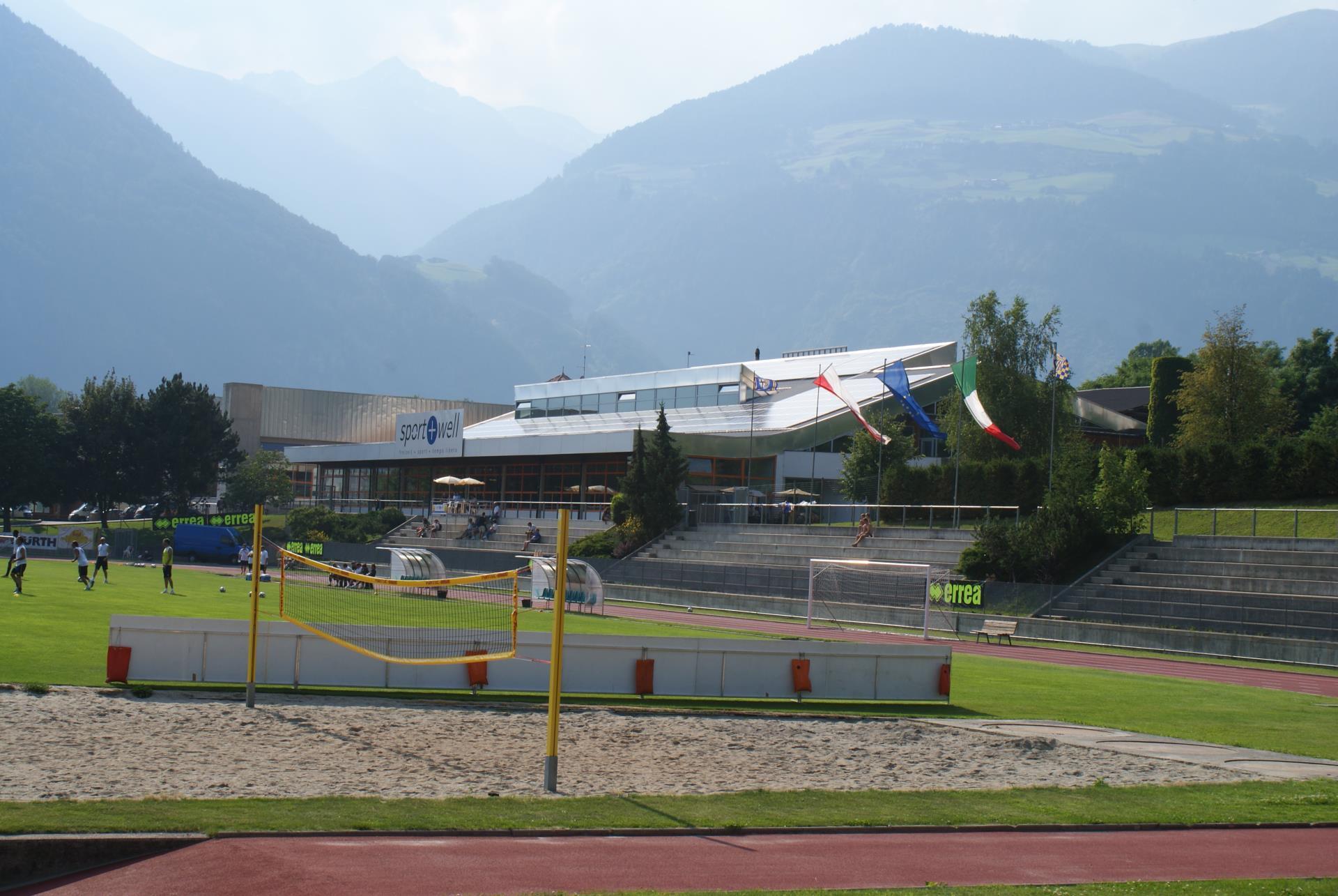 Beach volley nel centro di sport e salute Sportwell Malles 3 suedtirol.info