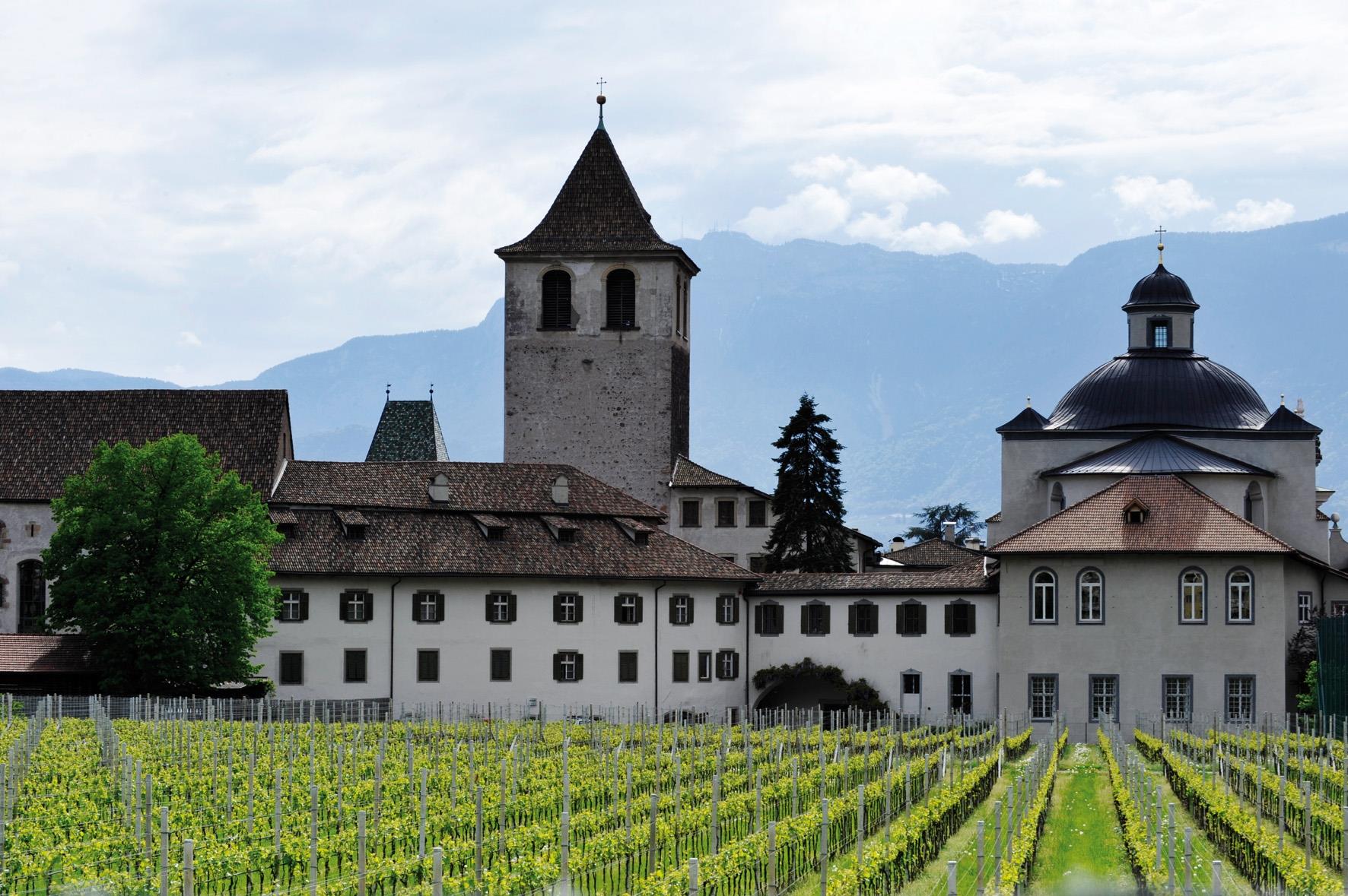 Abbazia dei Benedettini Muri-Gries a Gries Bolzano 1 suedtirol.info