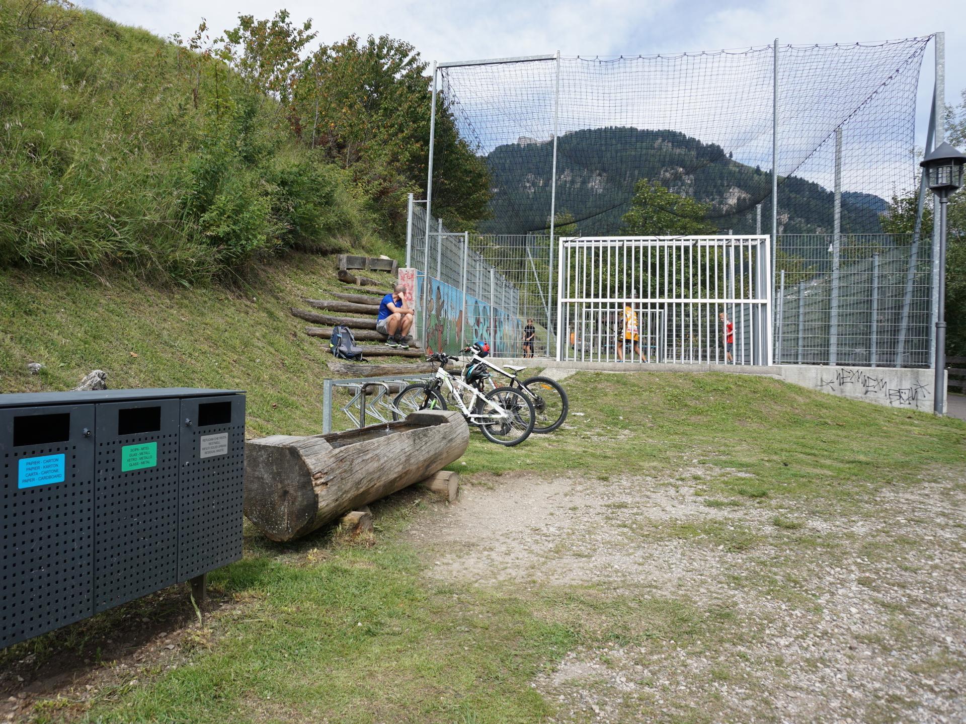Brunnen Kinderspielplatz Bahnweg St. Christina St.Christina in Gröden 2 suedtirol.info