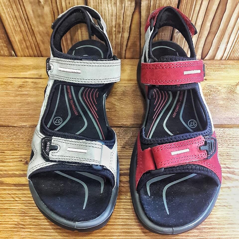 Sporty sandals