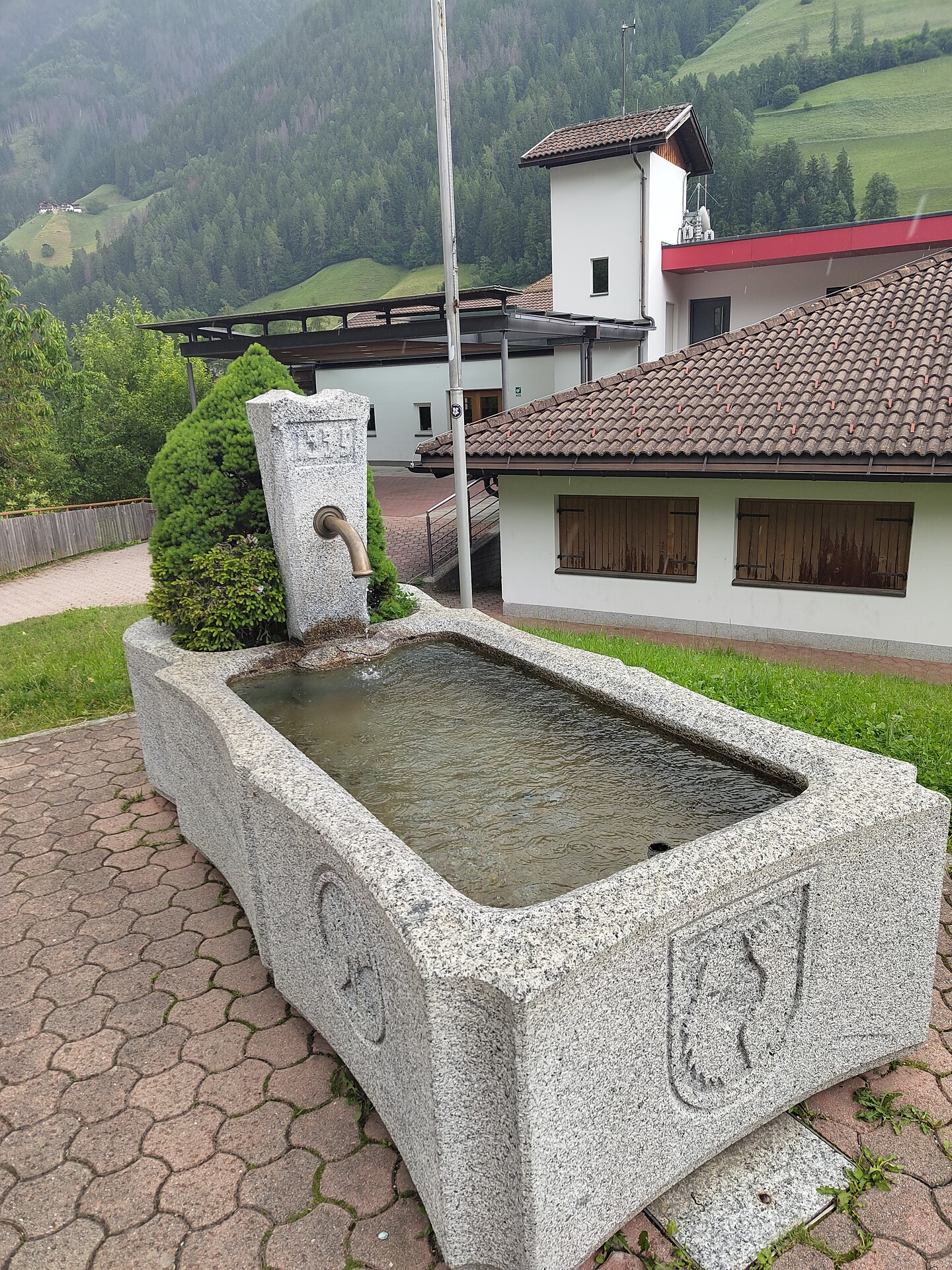 Founta village square Weitental