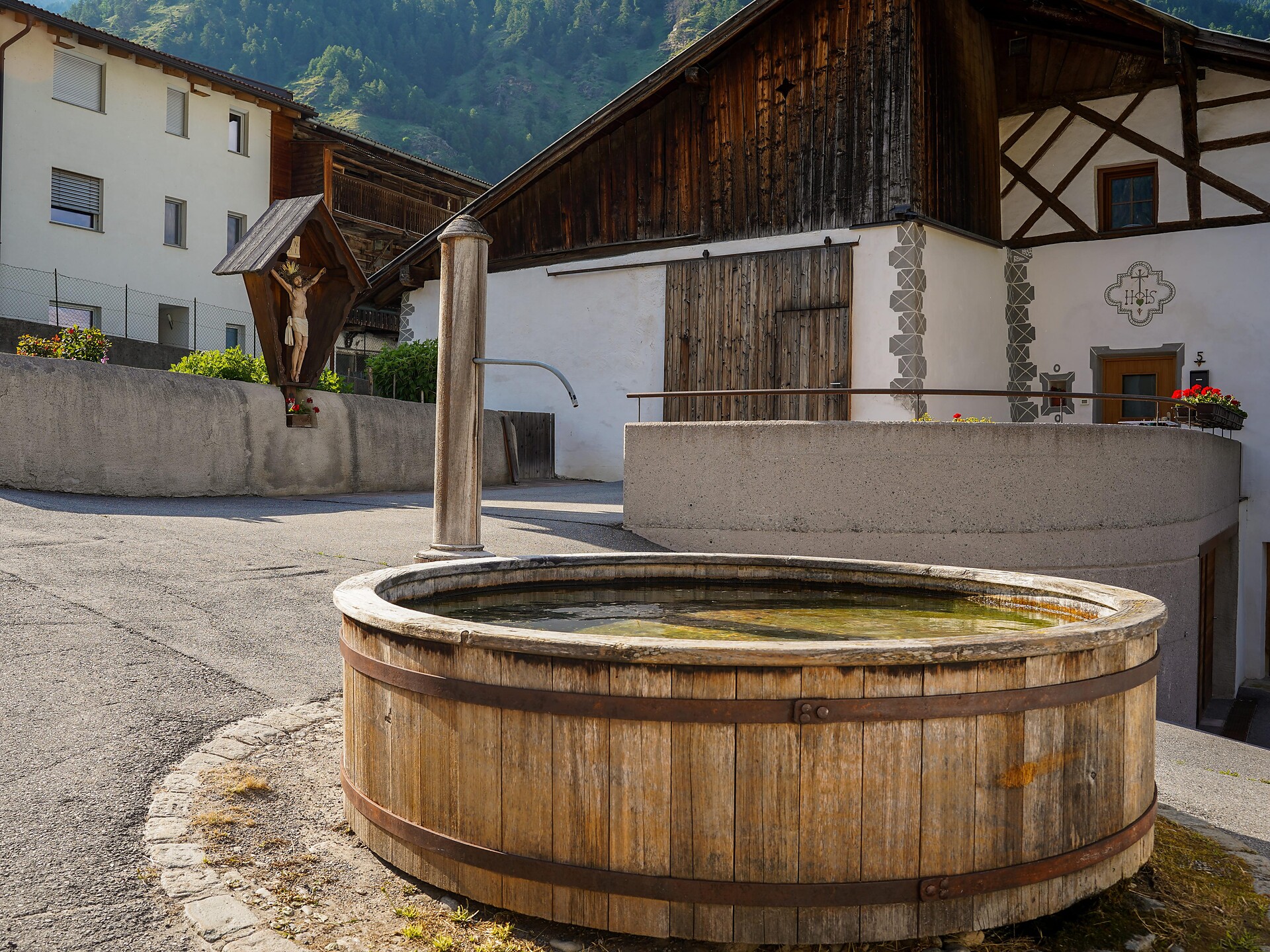 Fontana Schlossoir Tubre i. V. M. - Val Venosta - #1 - suedtirol.info