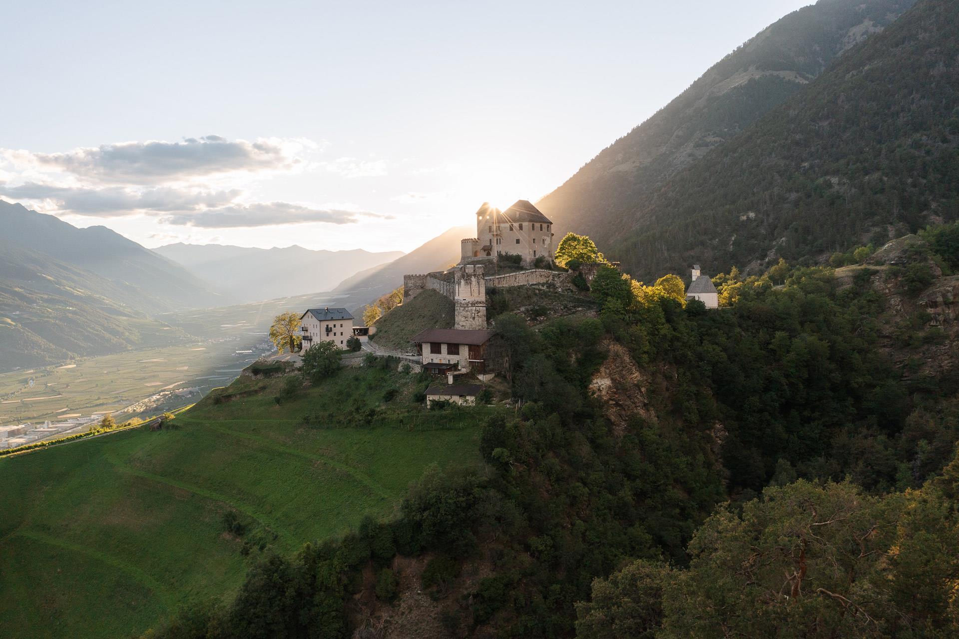 Castel Annenberg - Val Venosta - #1 - suedtirol.info
