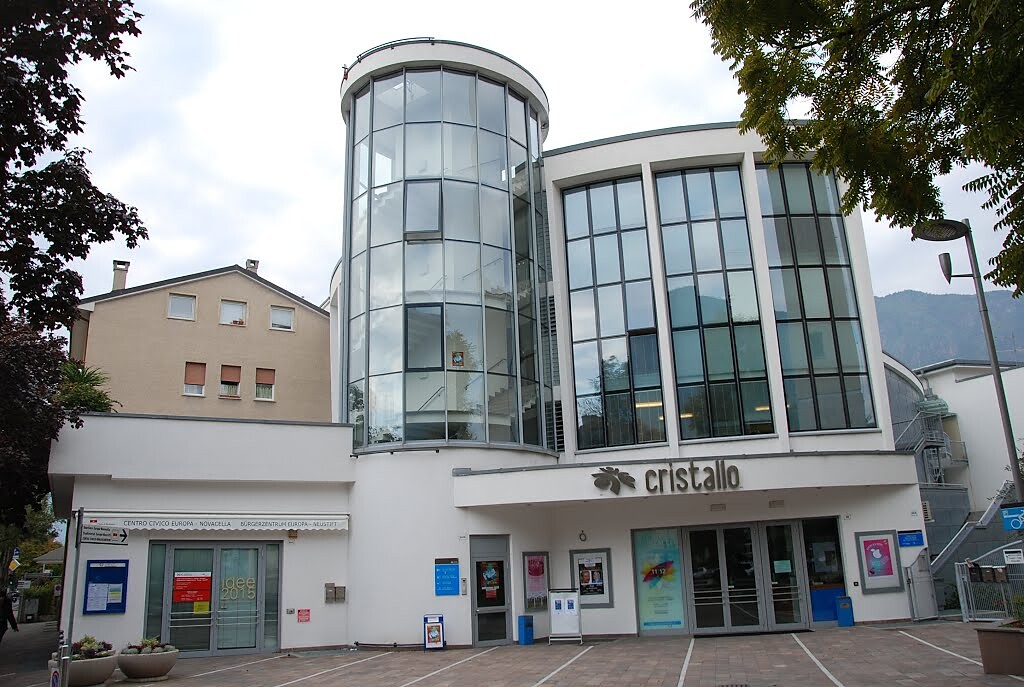 Cristallo Theater Bozen 1 suedtirol.info
