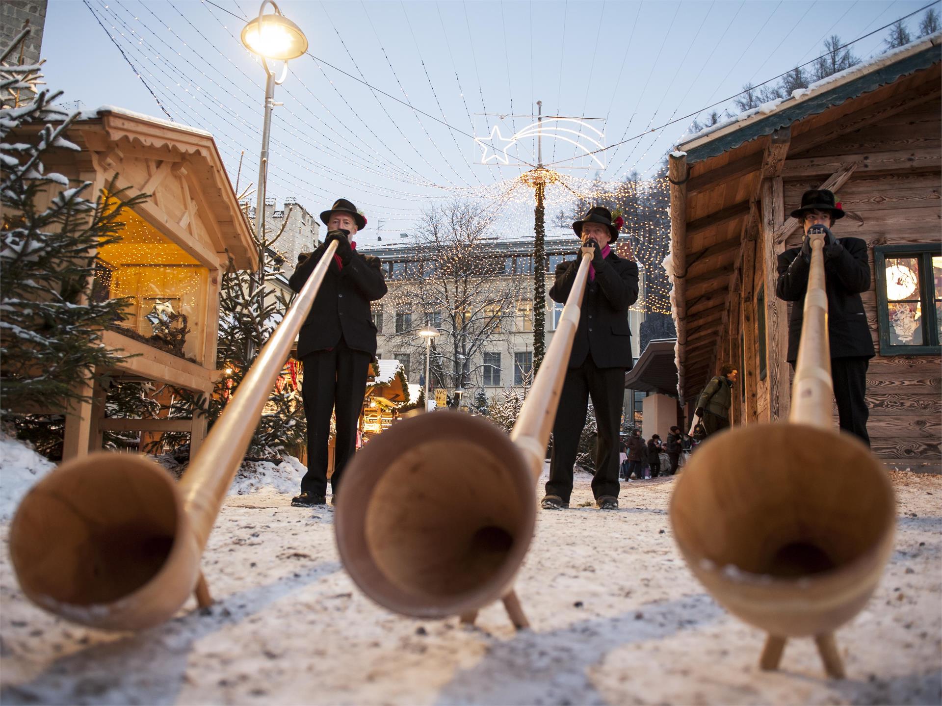 Christkindlmarkt Bruneck 1 suedtirol.info